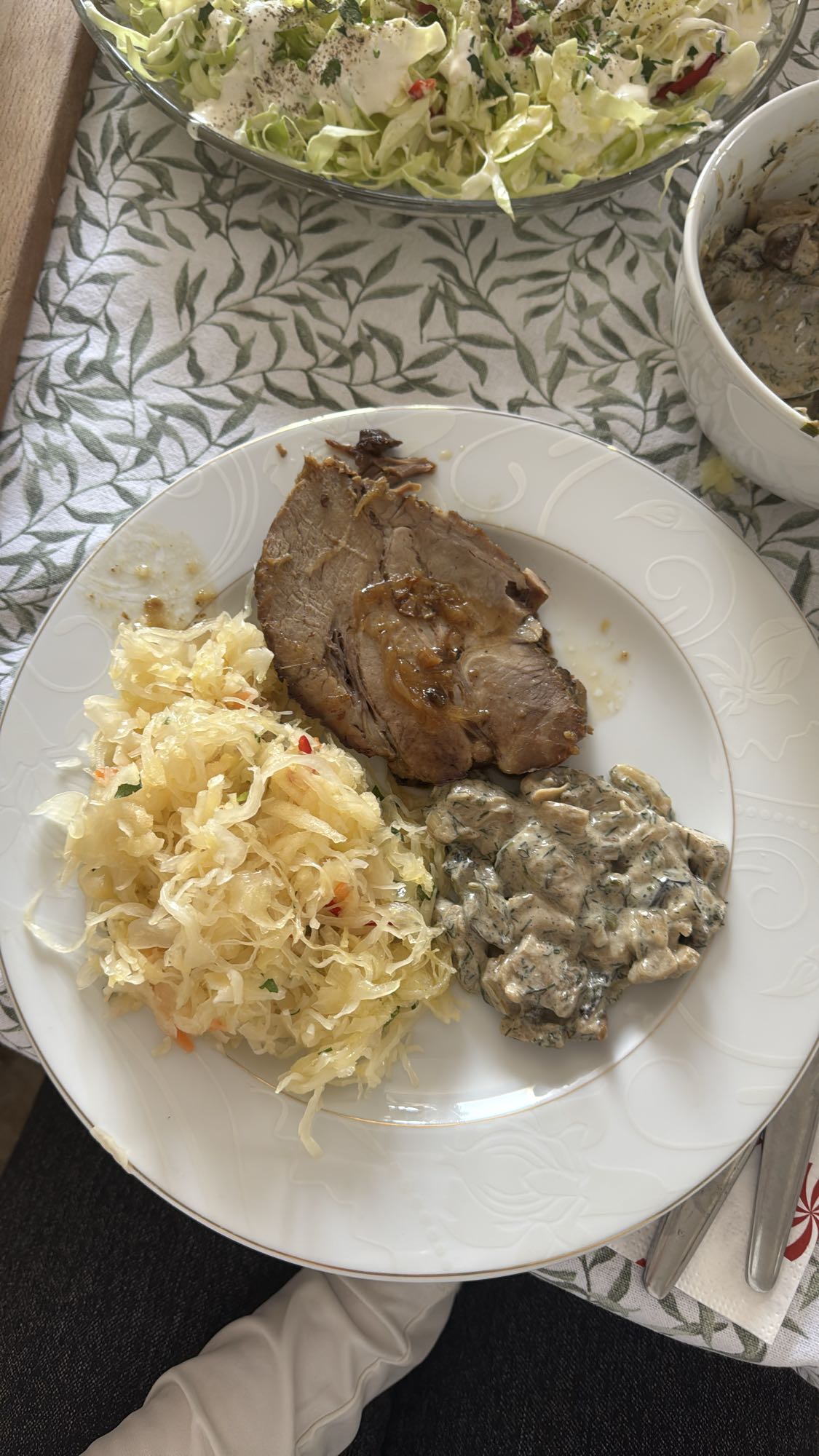 Pieczona wieprzowina z dodatkami