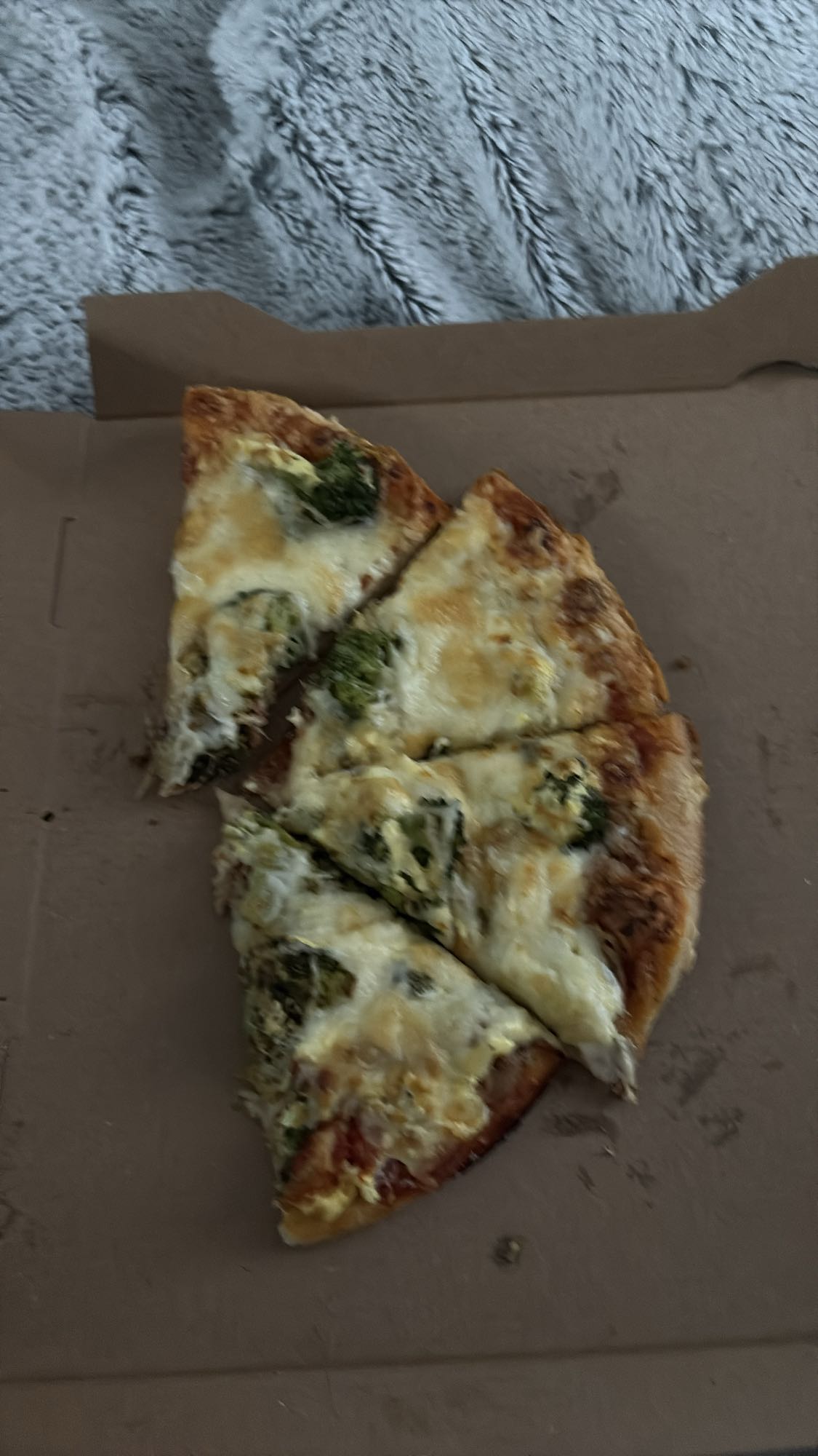 Brokkolis pizza