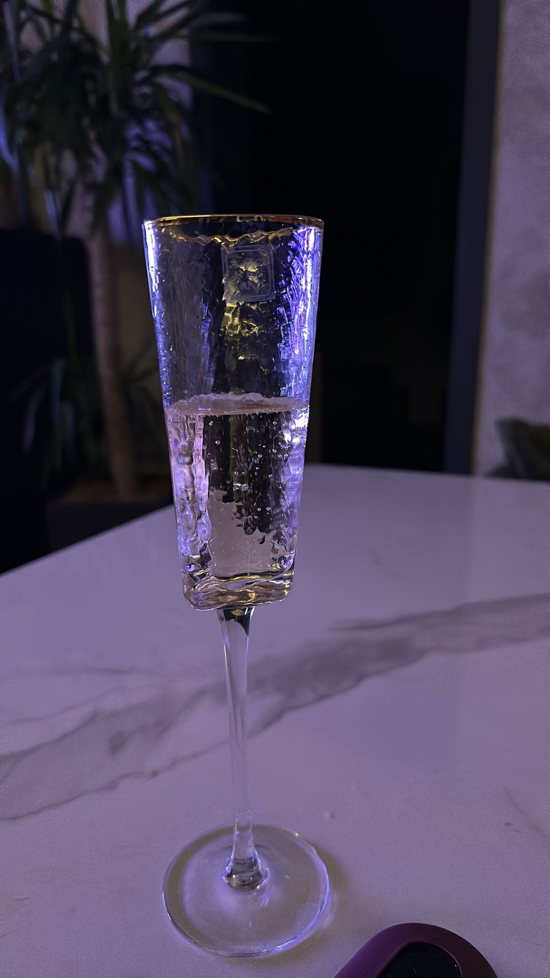 Игристое вино