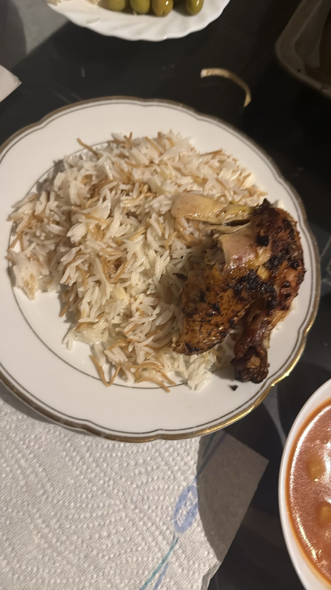 Gegrilltes Hähnchen mit Reis