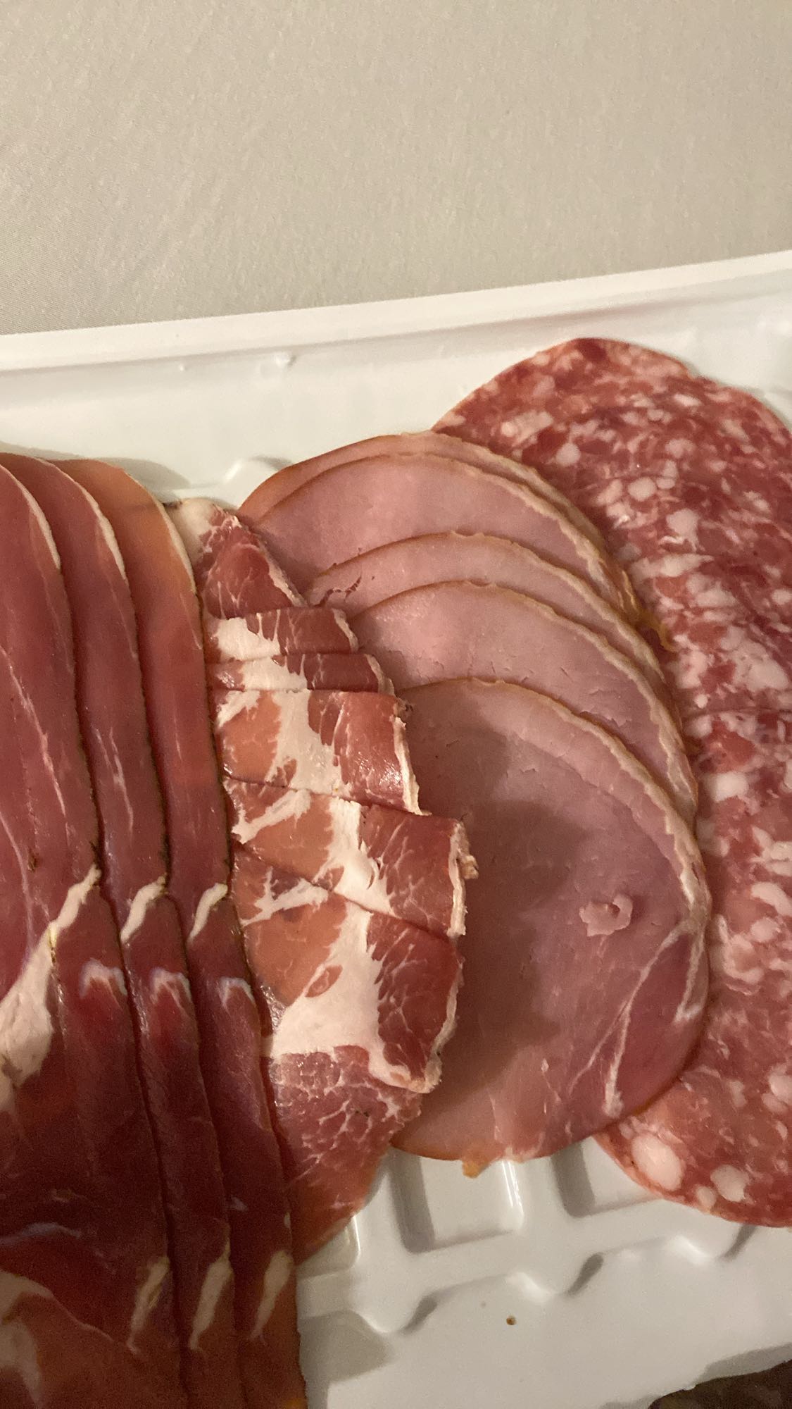 Assiette de charcuterie