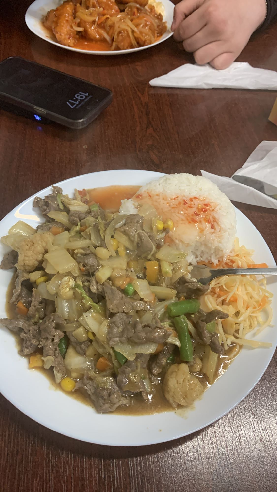 Wołowina z warzywami i ryżem