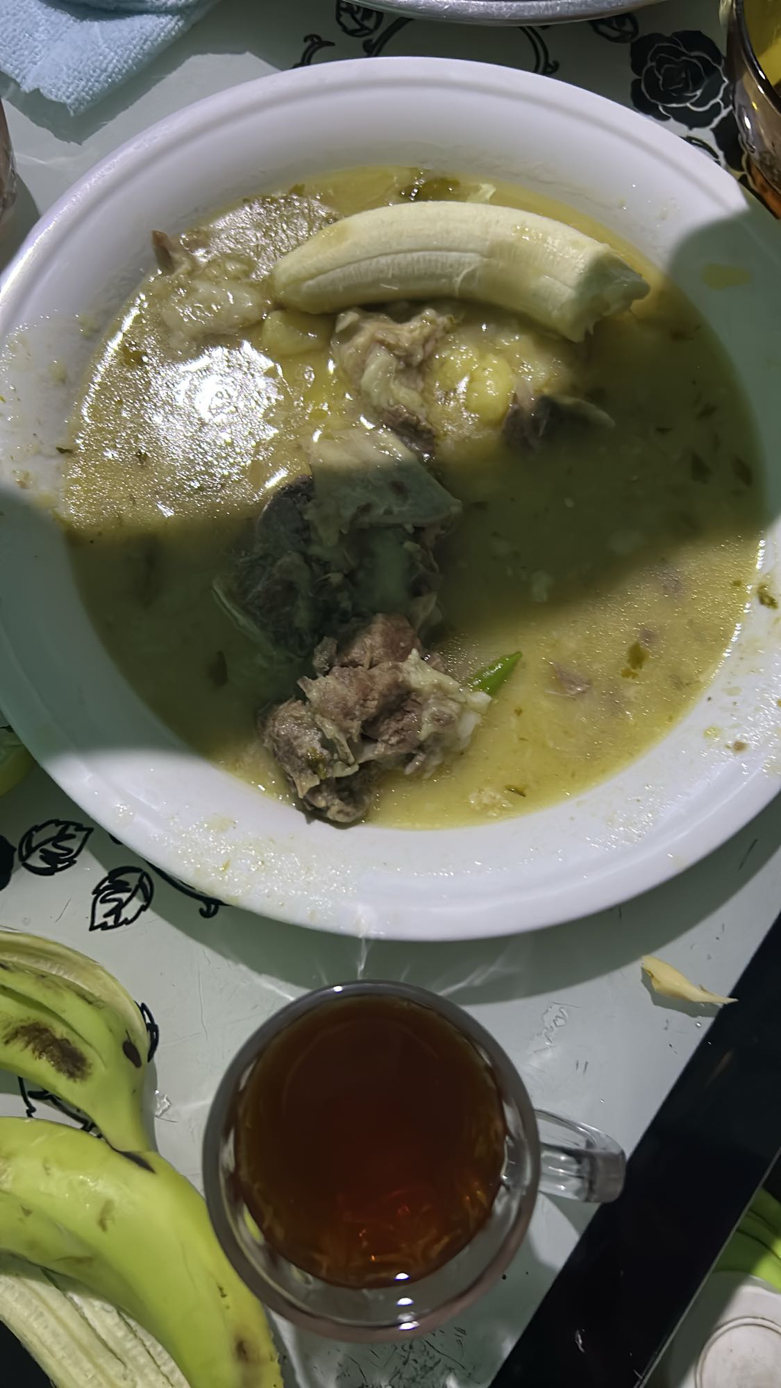 Köttsoppa med matbanan