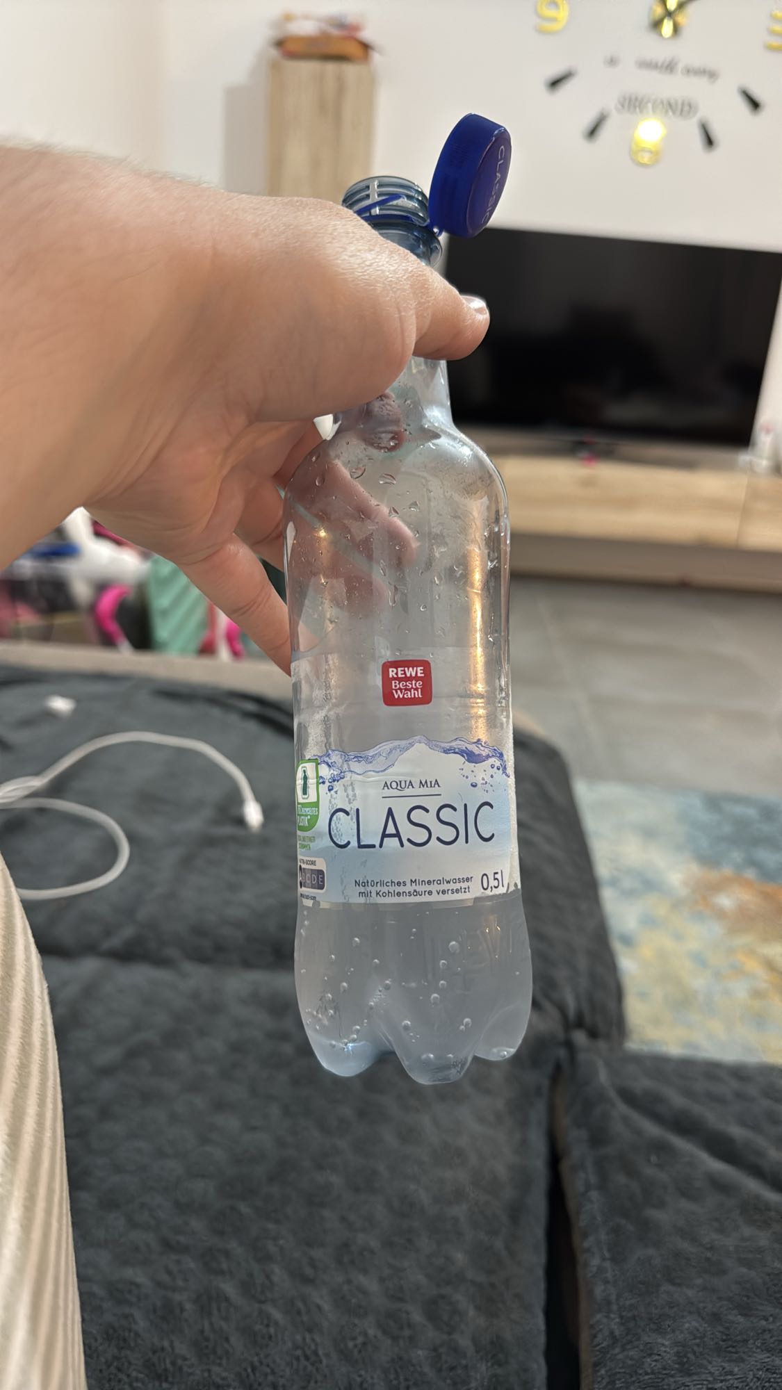 Carbonated Mineral Water