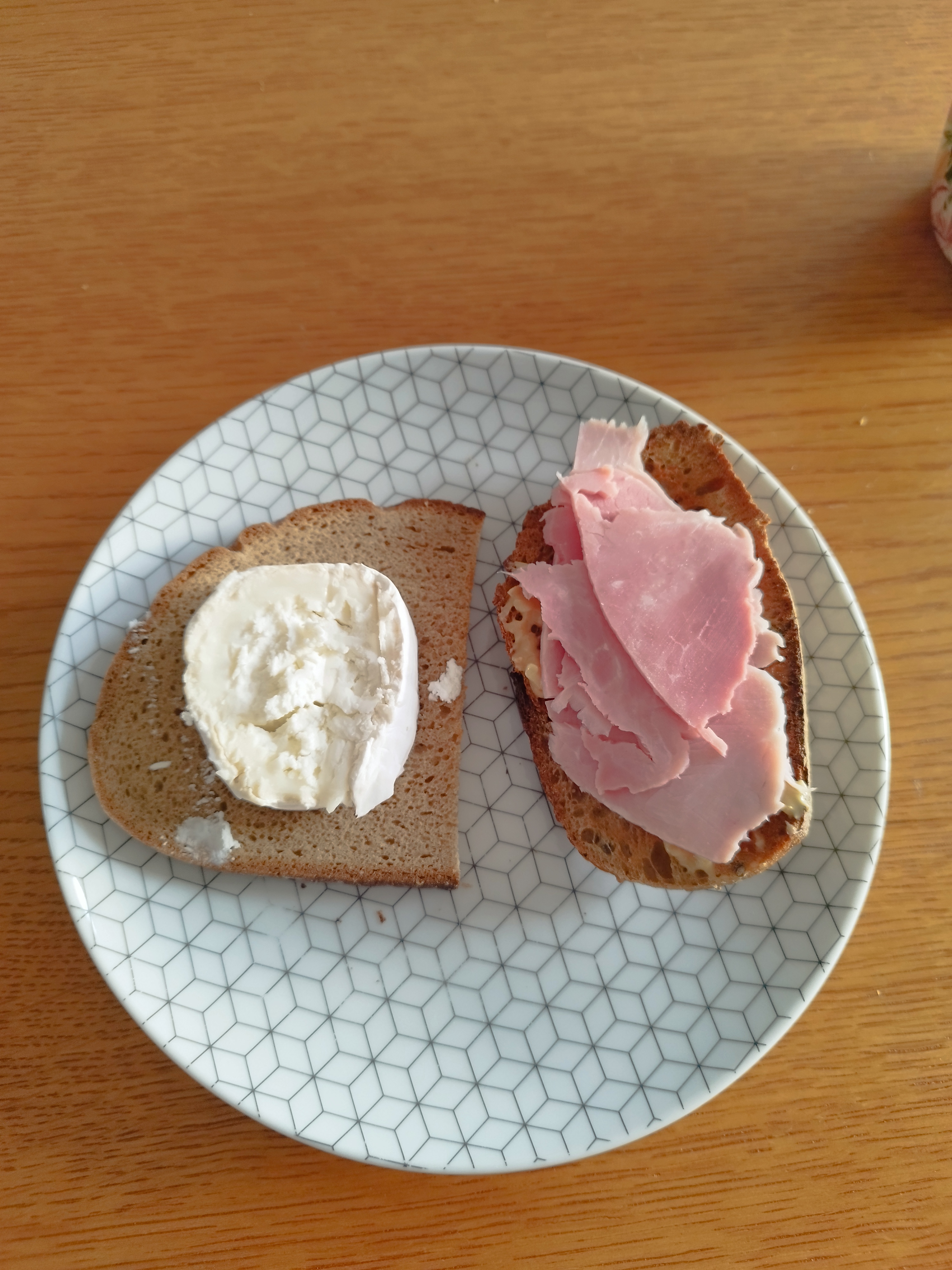 Tartines au fromage et jambon