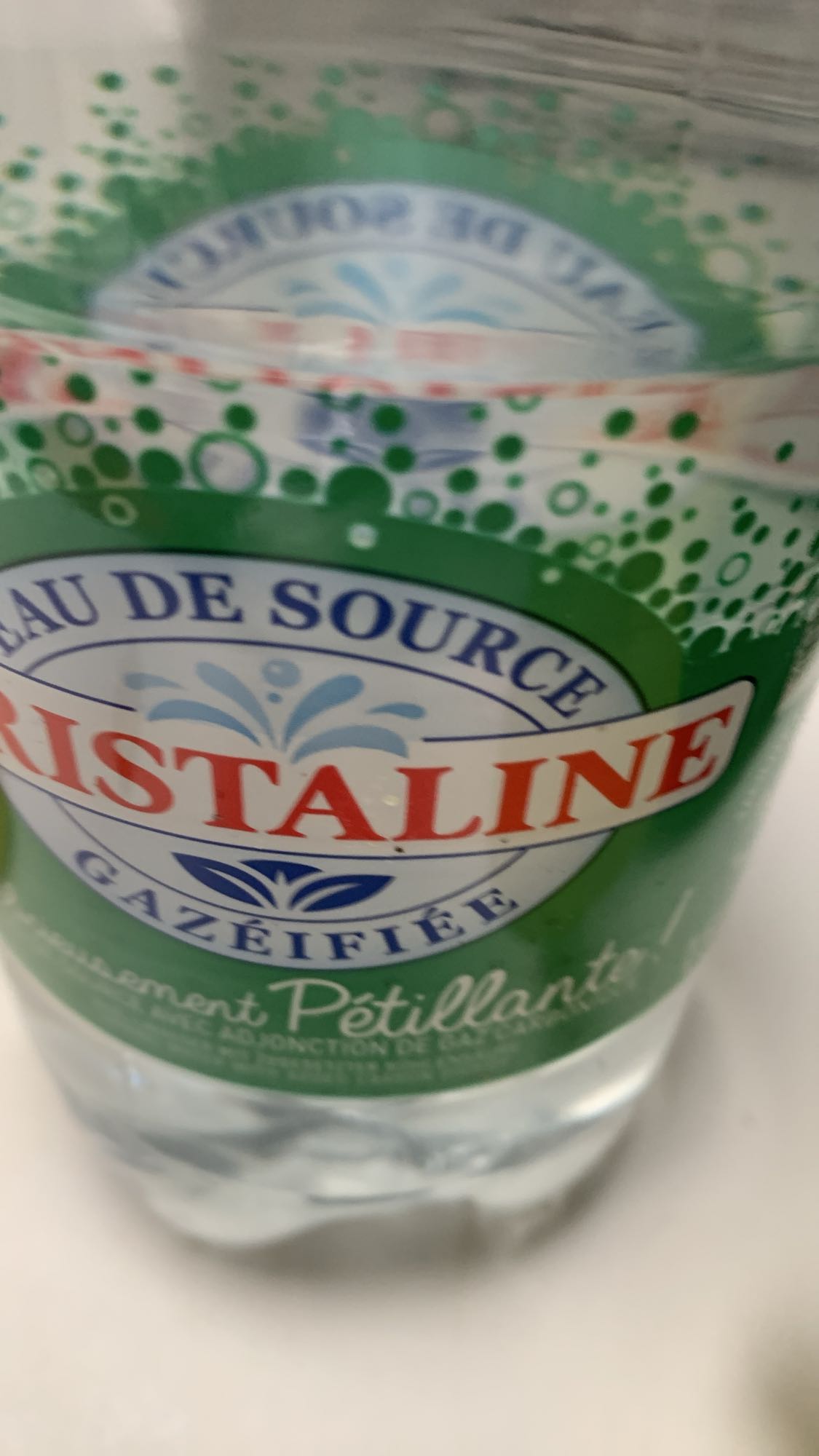 Eau gazeuse Cristaline