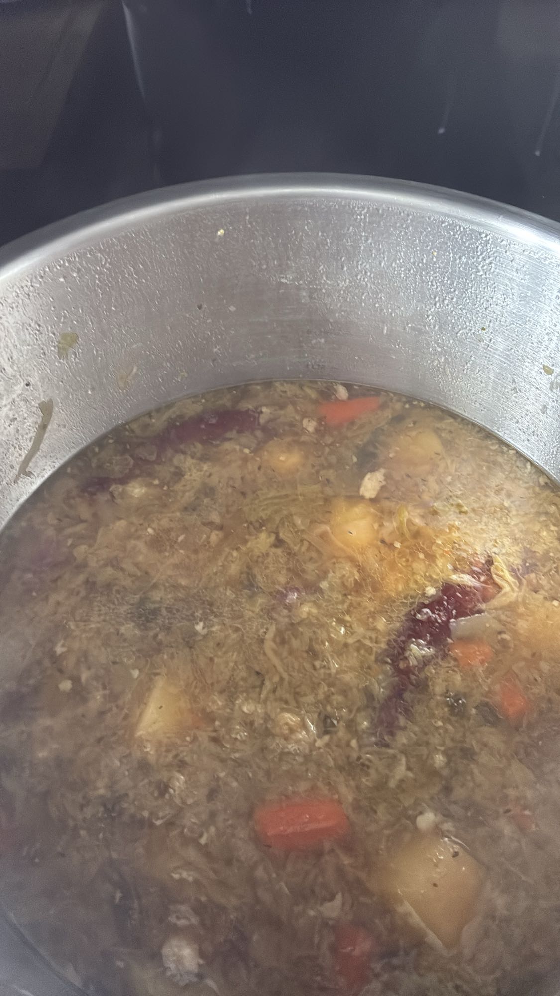 Soupe aux légumes et viande