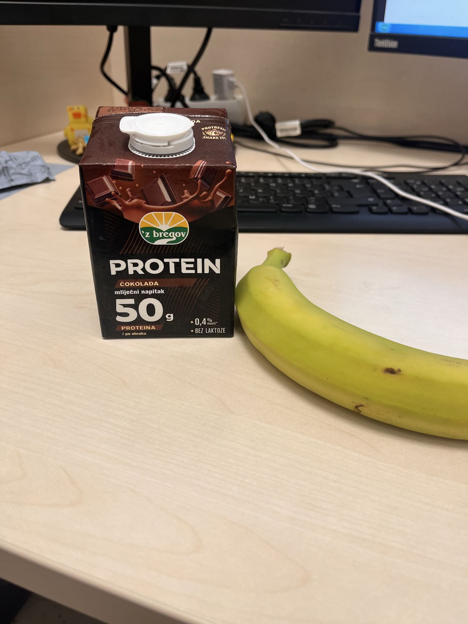 Proteinski napitak i banana