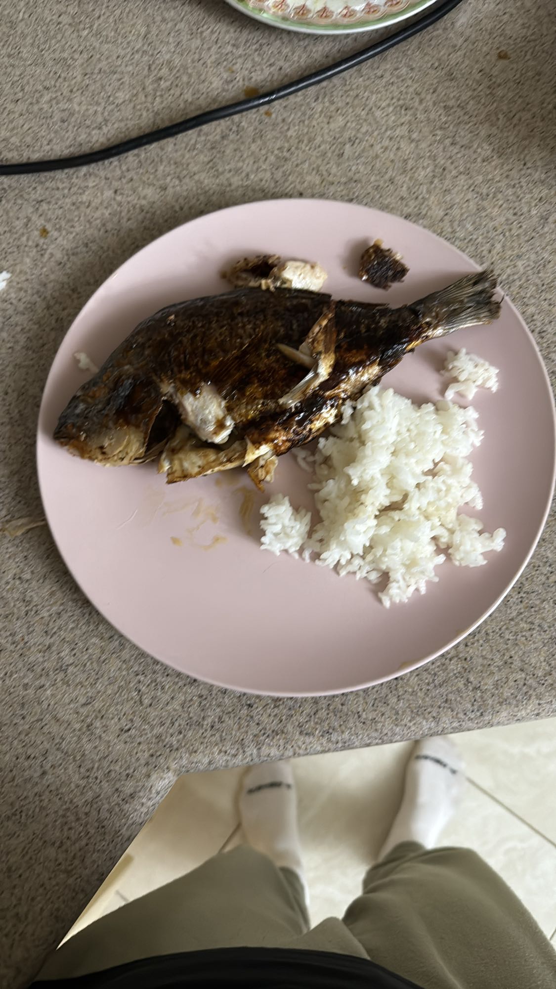 Жареная рыба с рисом