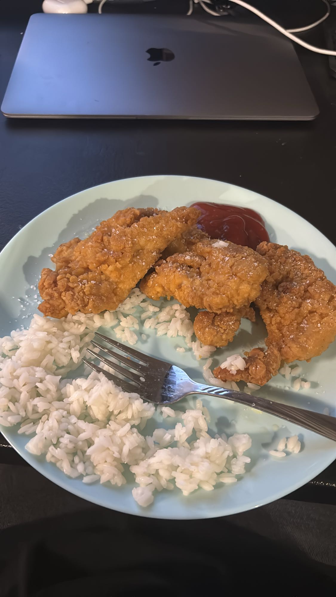 Smażony kurczak z ryżem