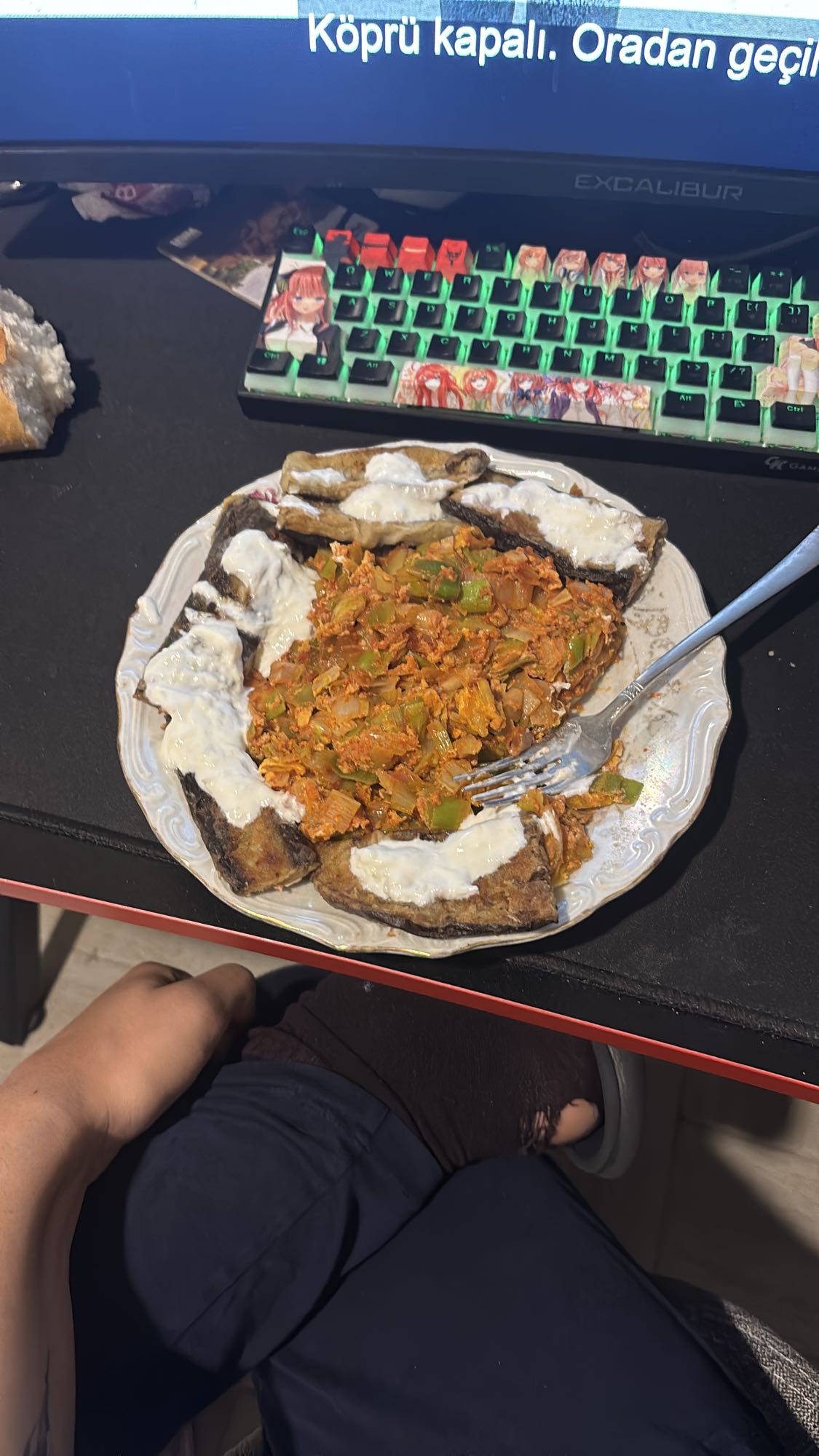 Kızartılmış Patlıcanlı Tavuk