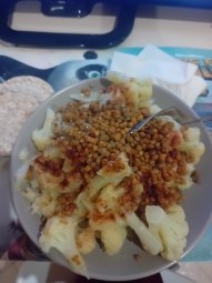 Cauliflower with Lentils