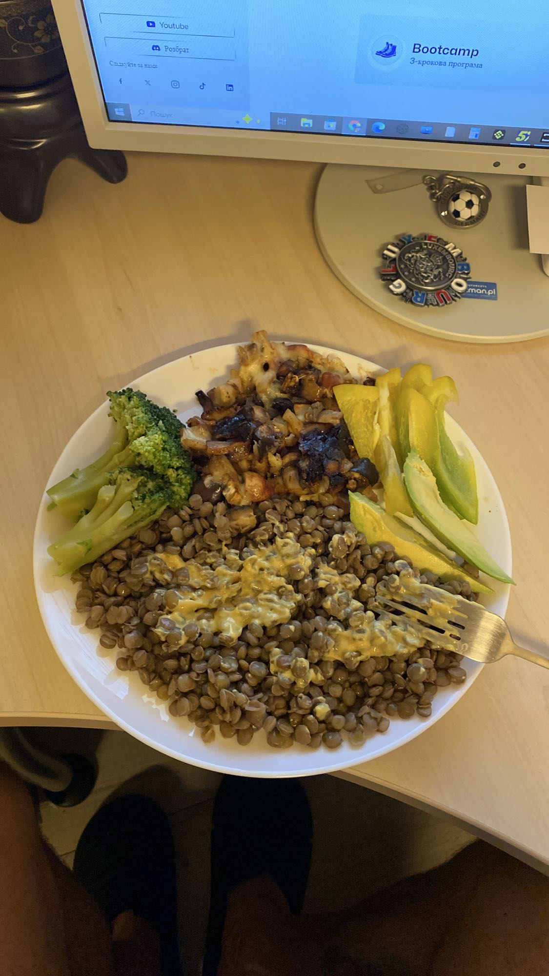 Ситний обід з сочевицею