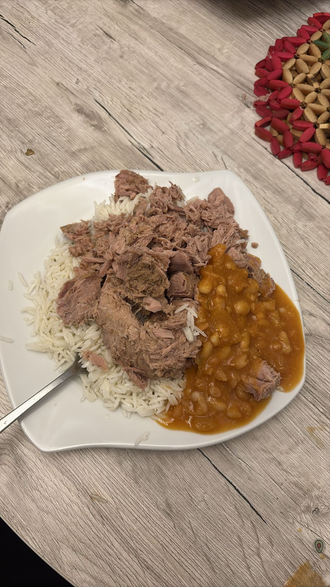 Reis mit Thunfisch und Bohnen