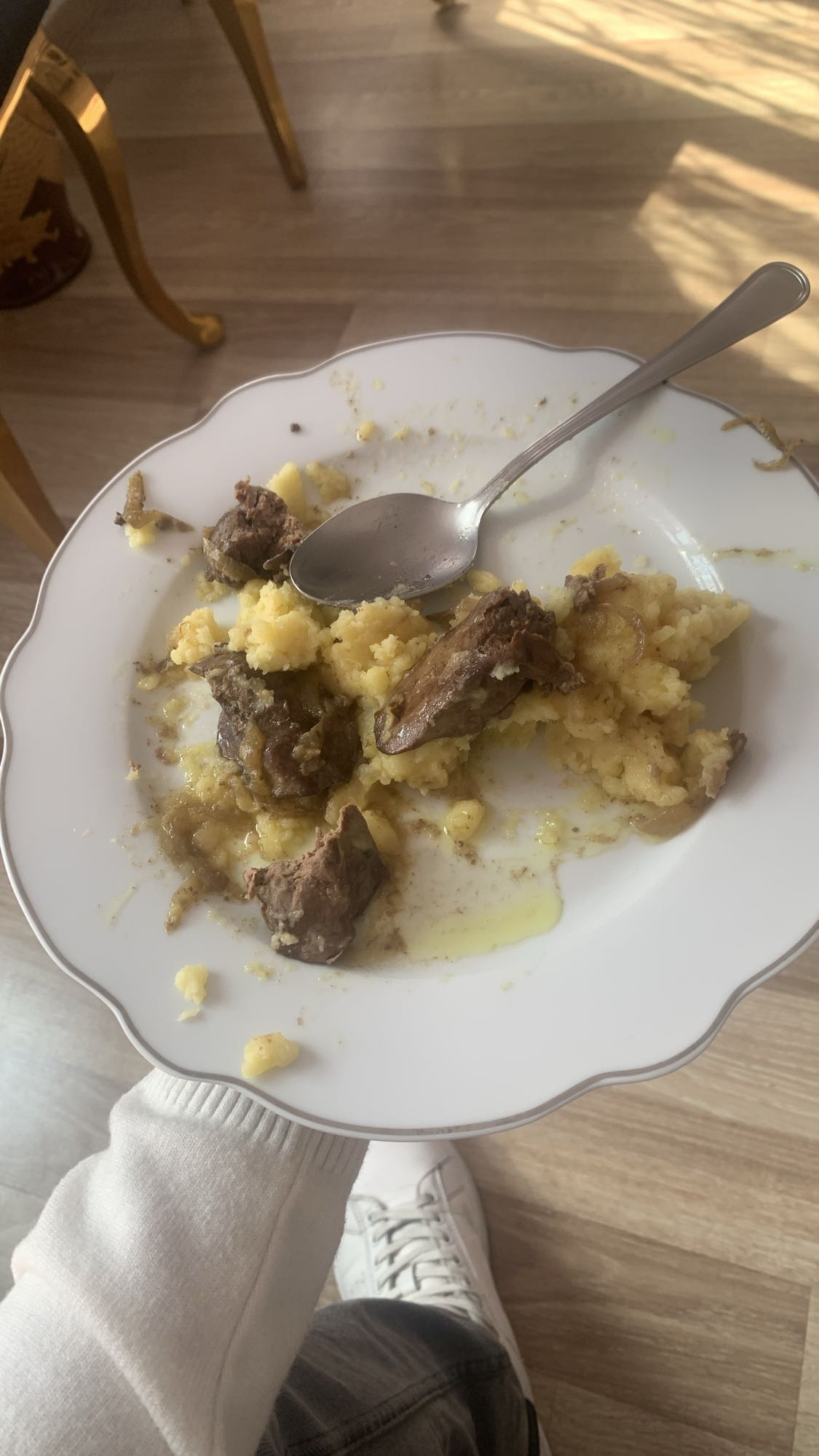 Wątróbka z ziemniakami