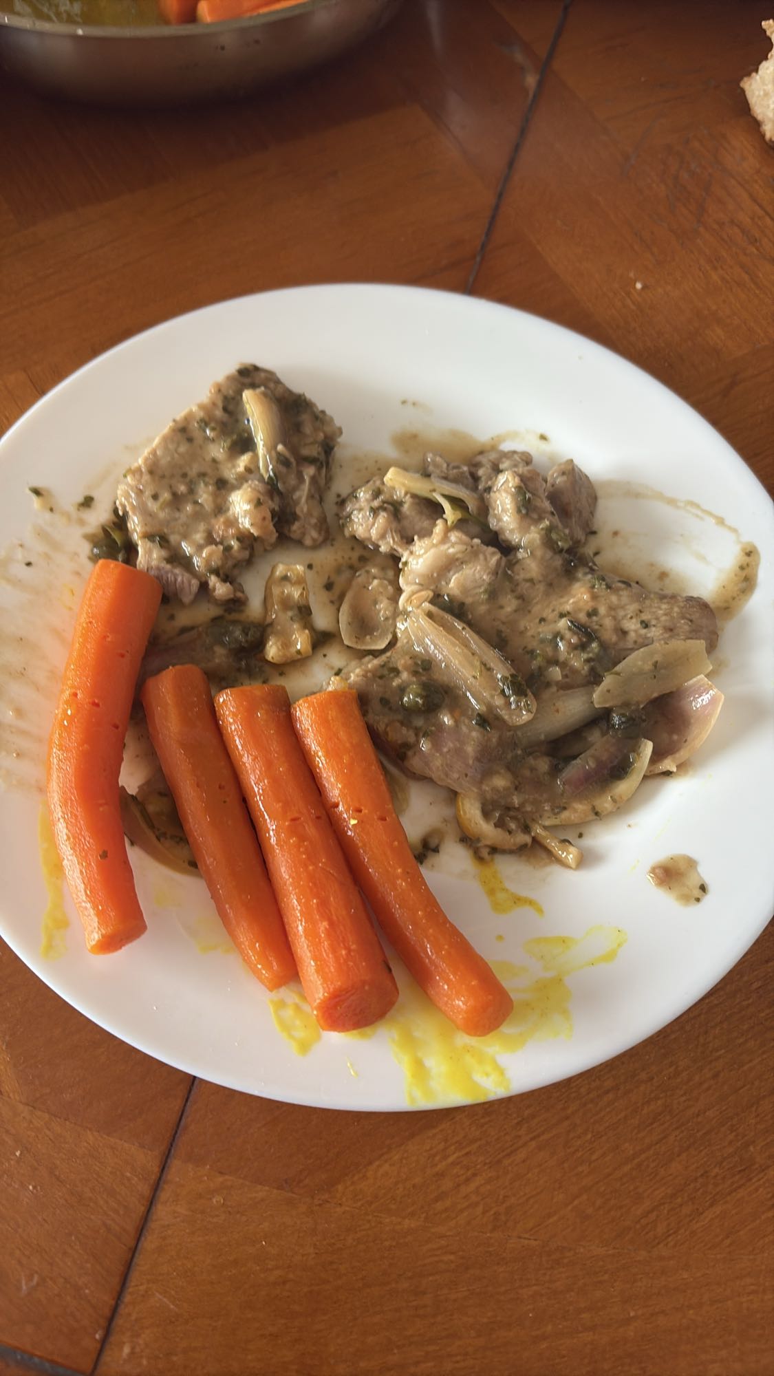Veau sauce aux champignons
