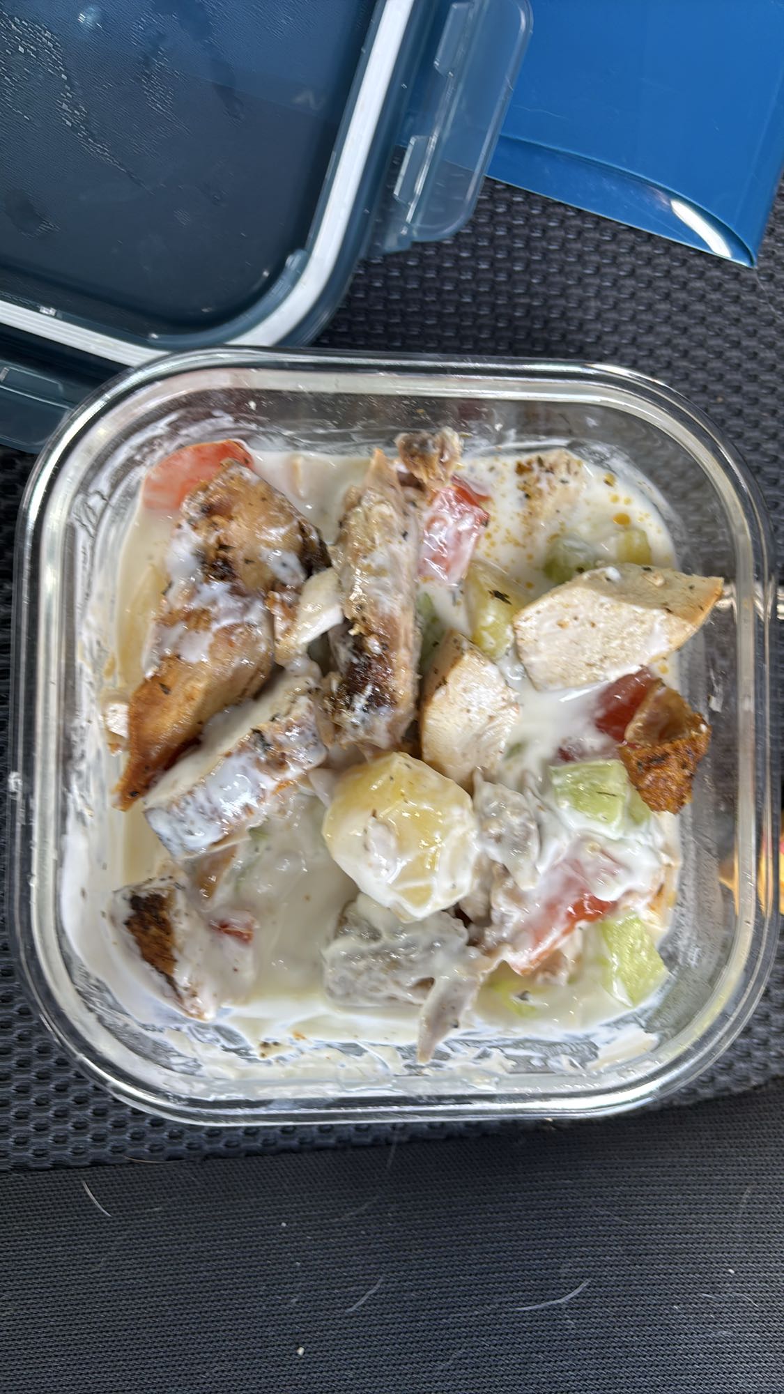 Sałatka z kurczakiem