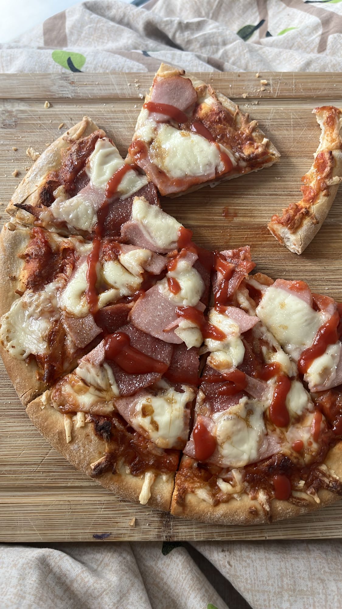 Hausgemachte Pizza