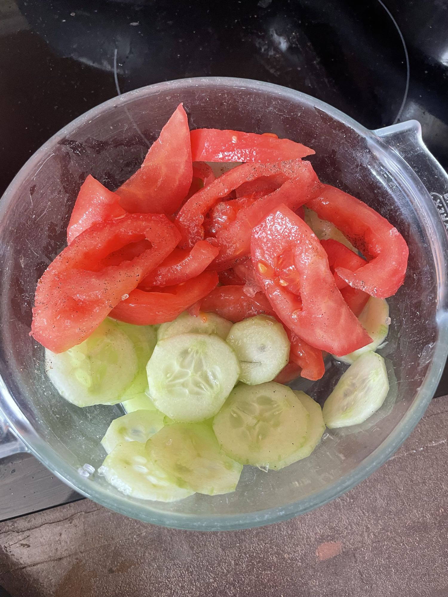 Salade de tomates et concombres