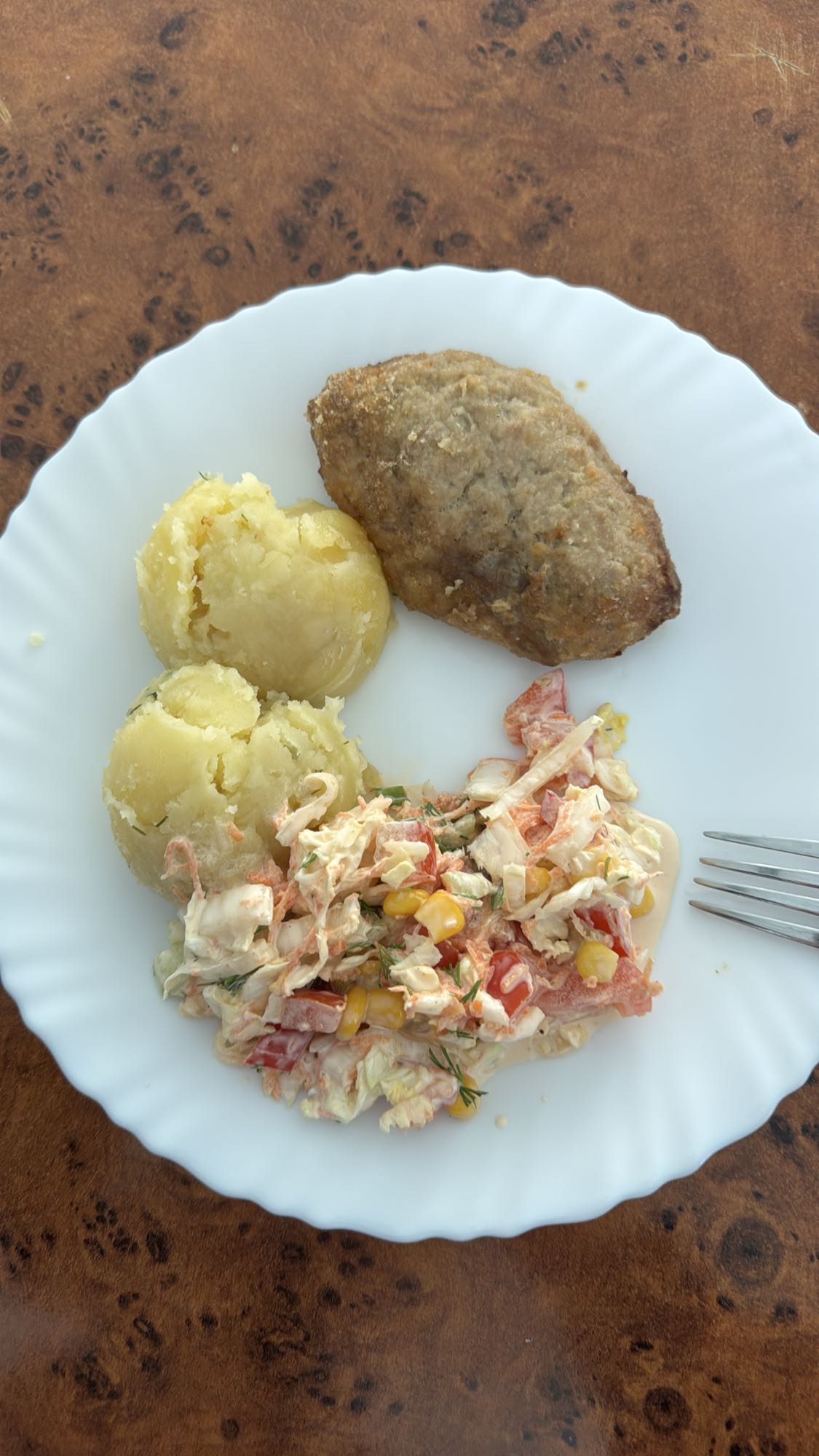 Kotlet z ziemniakami