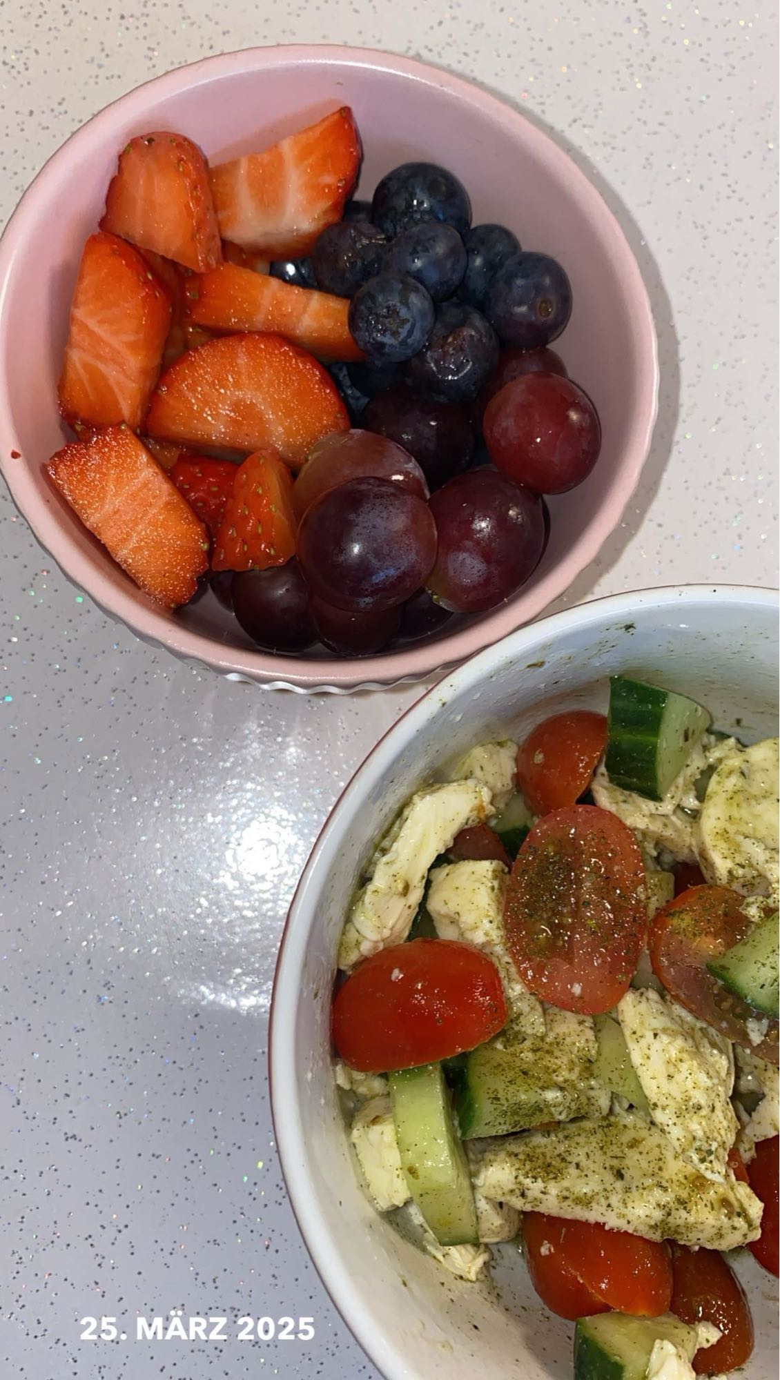 Hähnchen-Gemüse-Salat