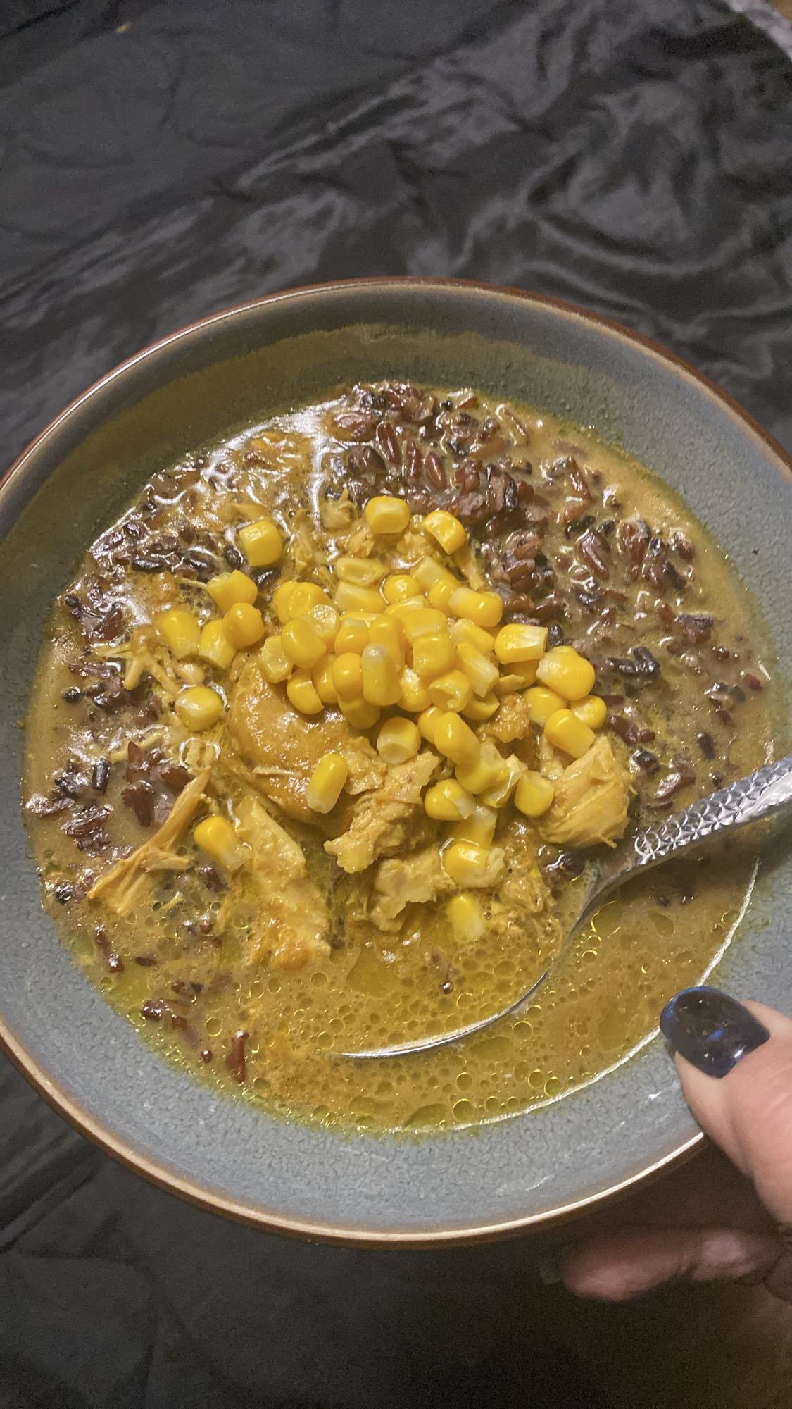 Kurczak z ryżem i kukurydzą