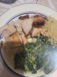Poulet avec épinards et couscous