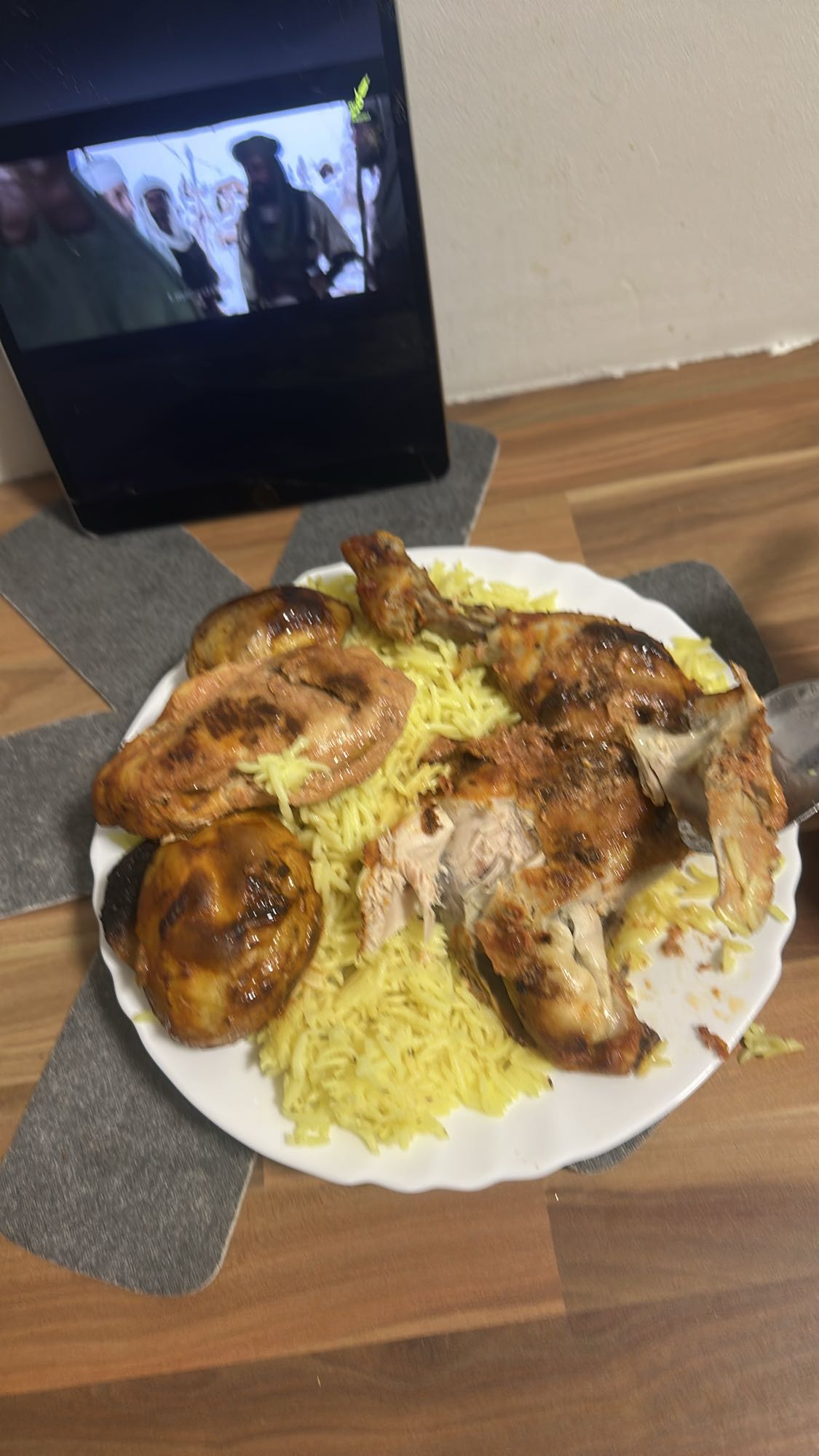 Gegrilltes Hähnchen mit Reis