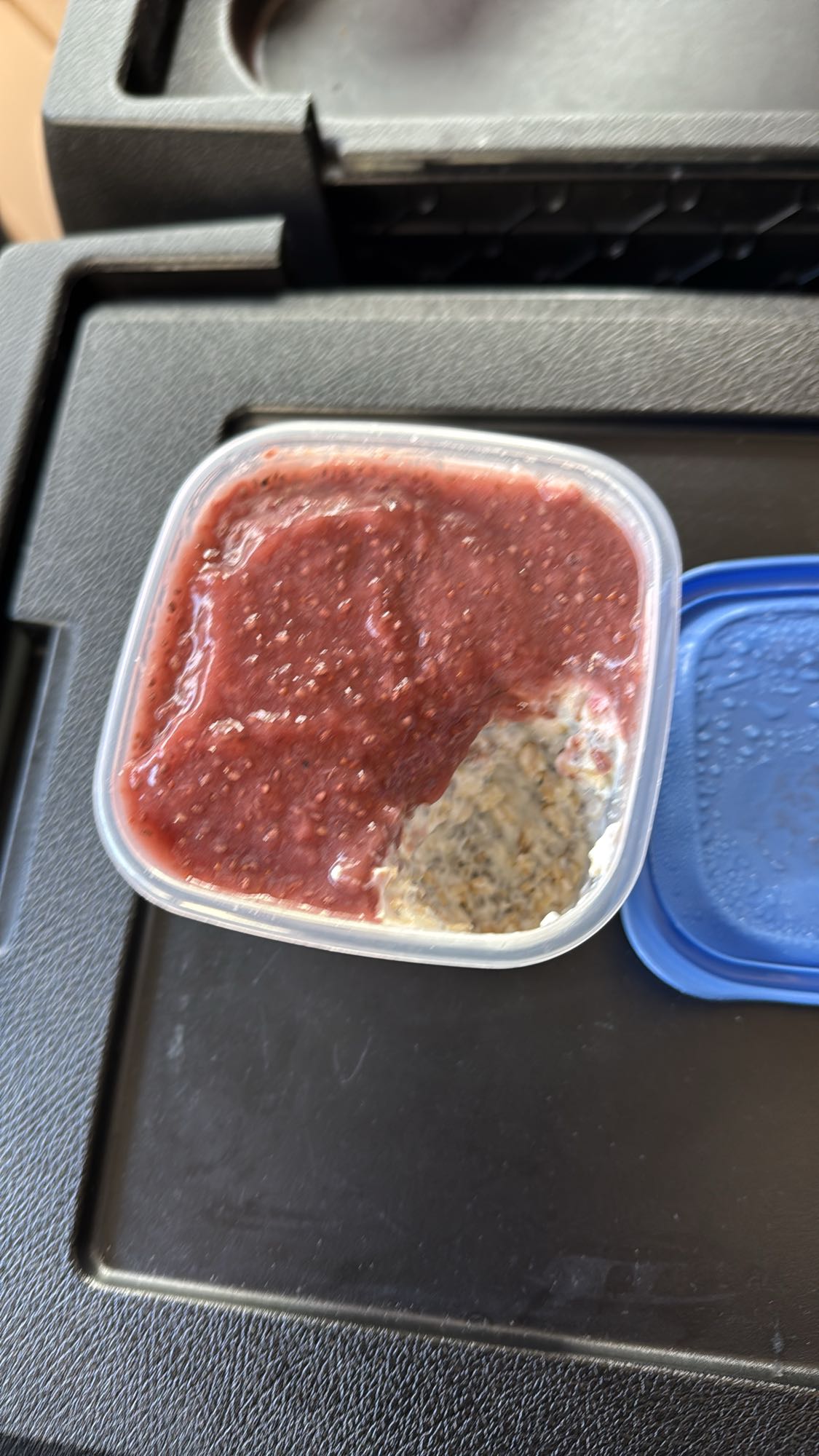 Owsianka z musem owocowym