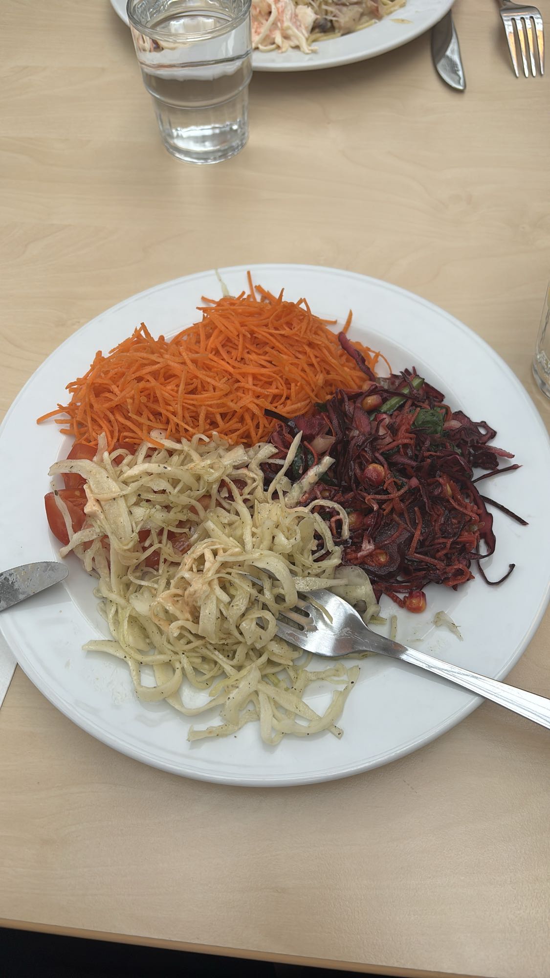 Blandad grönsakssallad