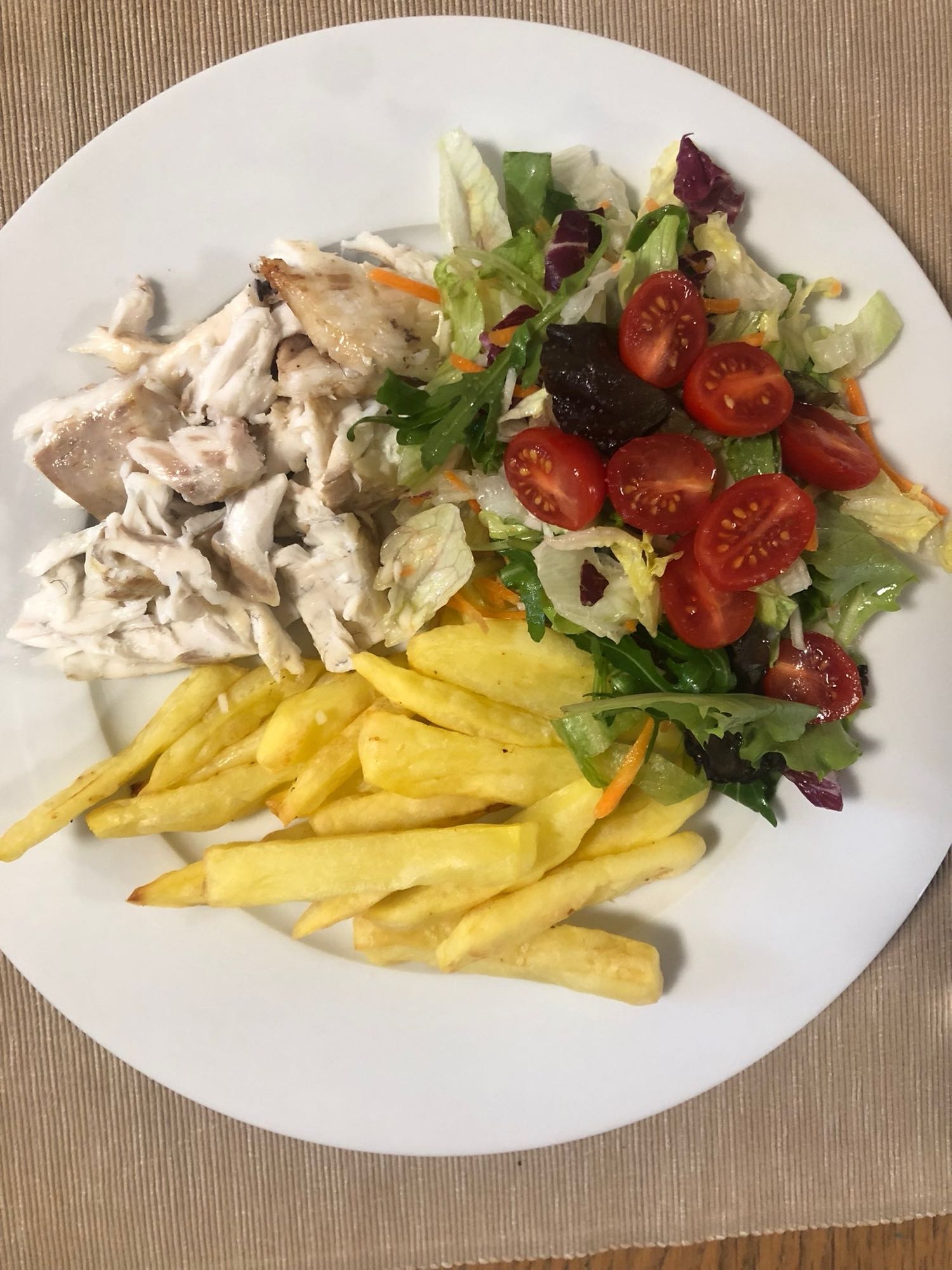 Grilled Fish with Fries