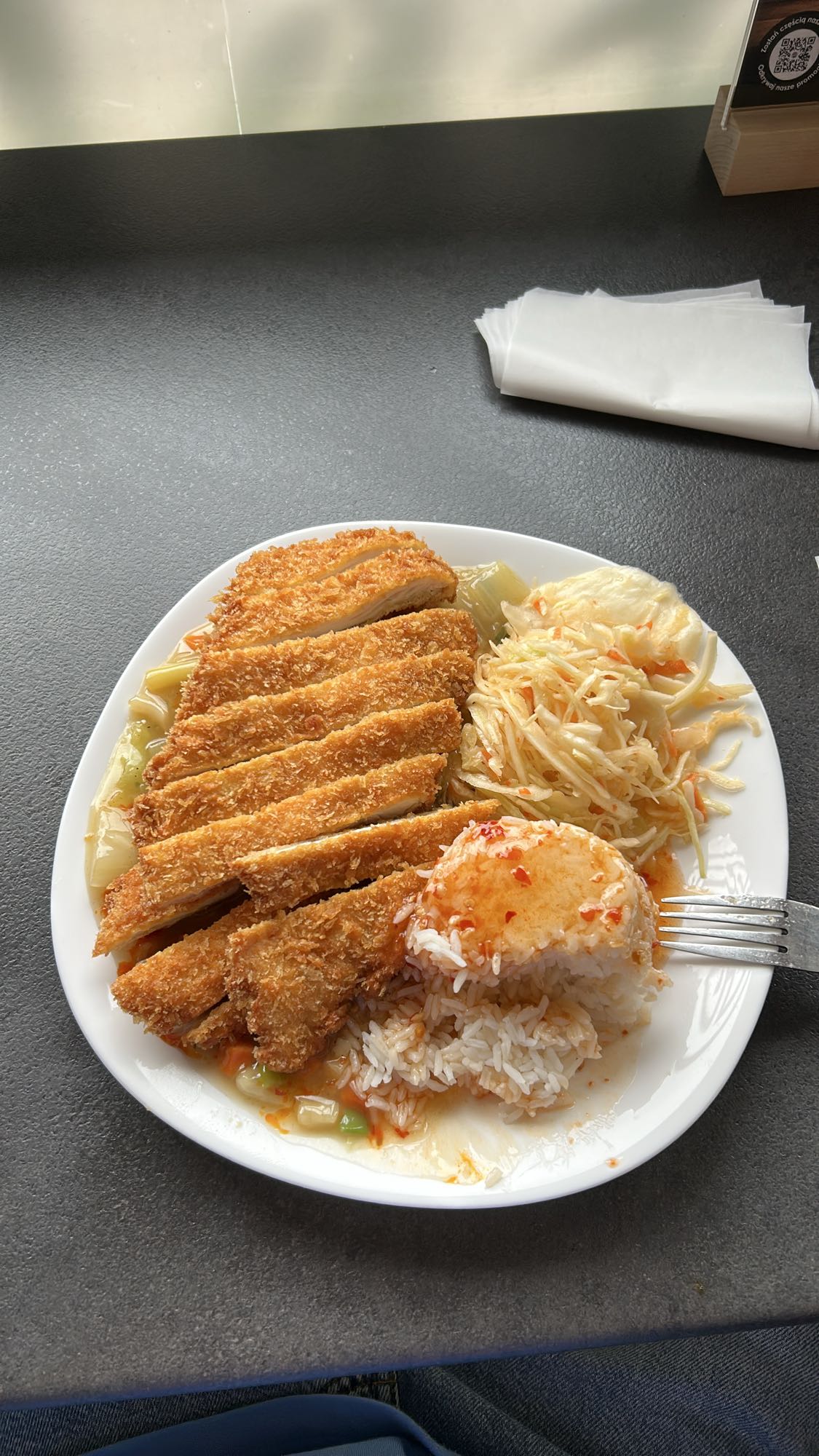 Kurczak w panierce z ryżem