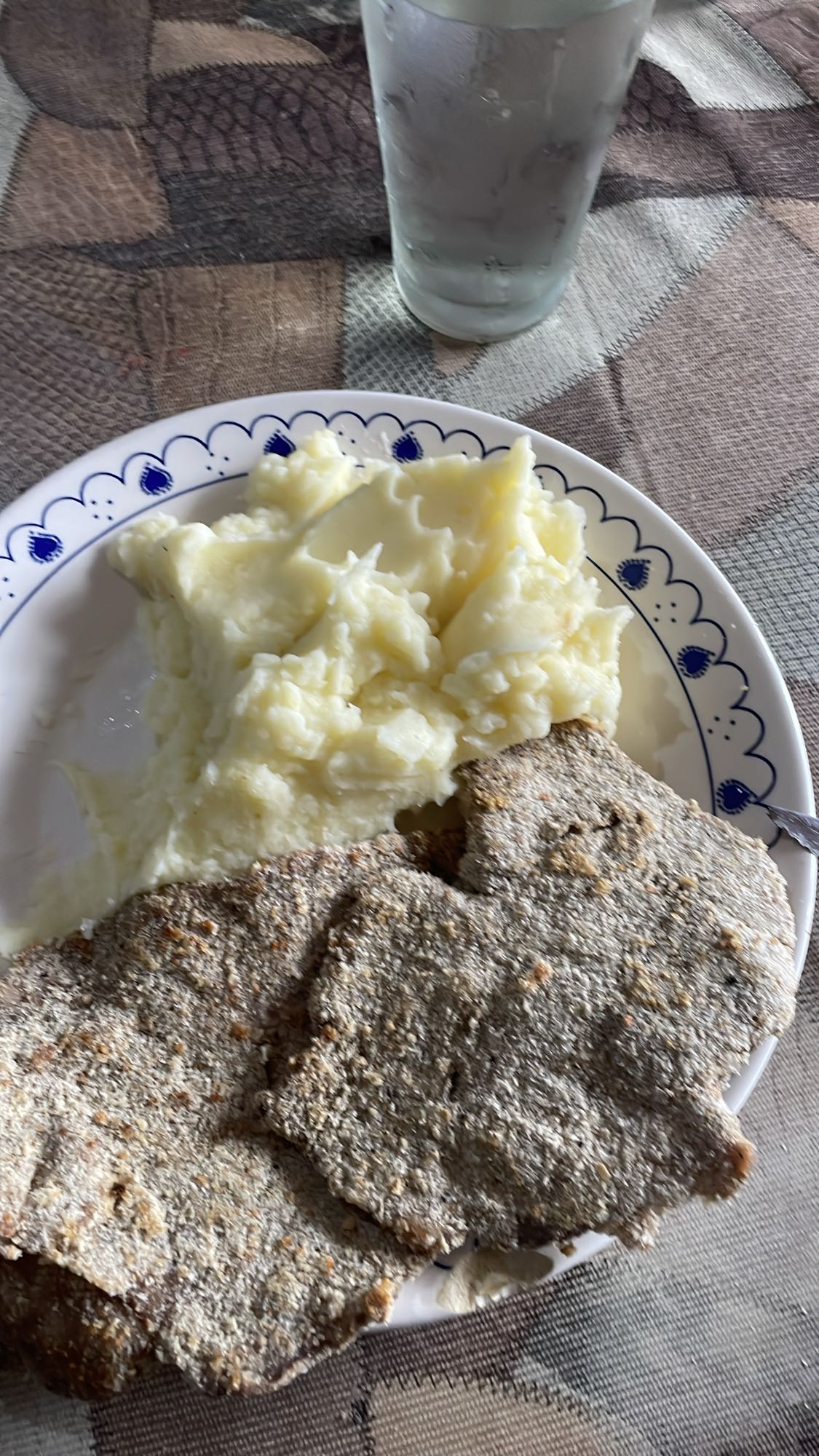 Milanesa con puré