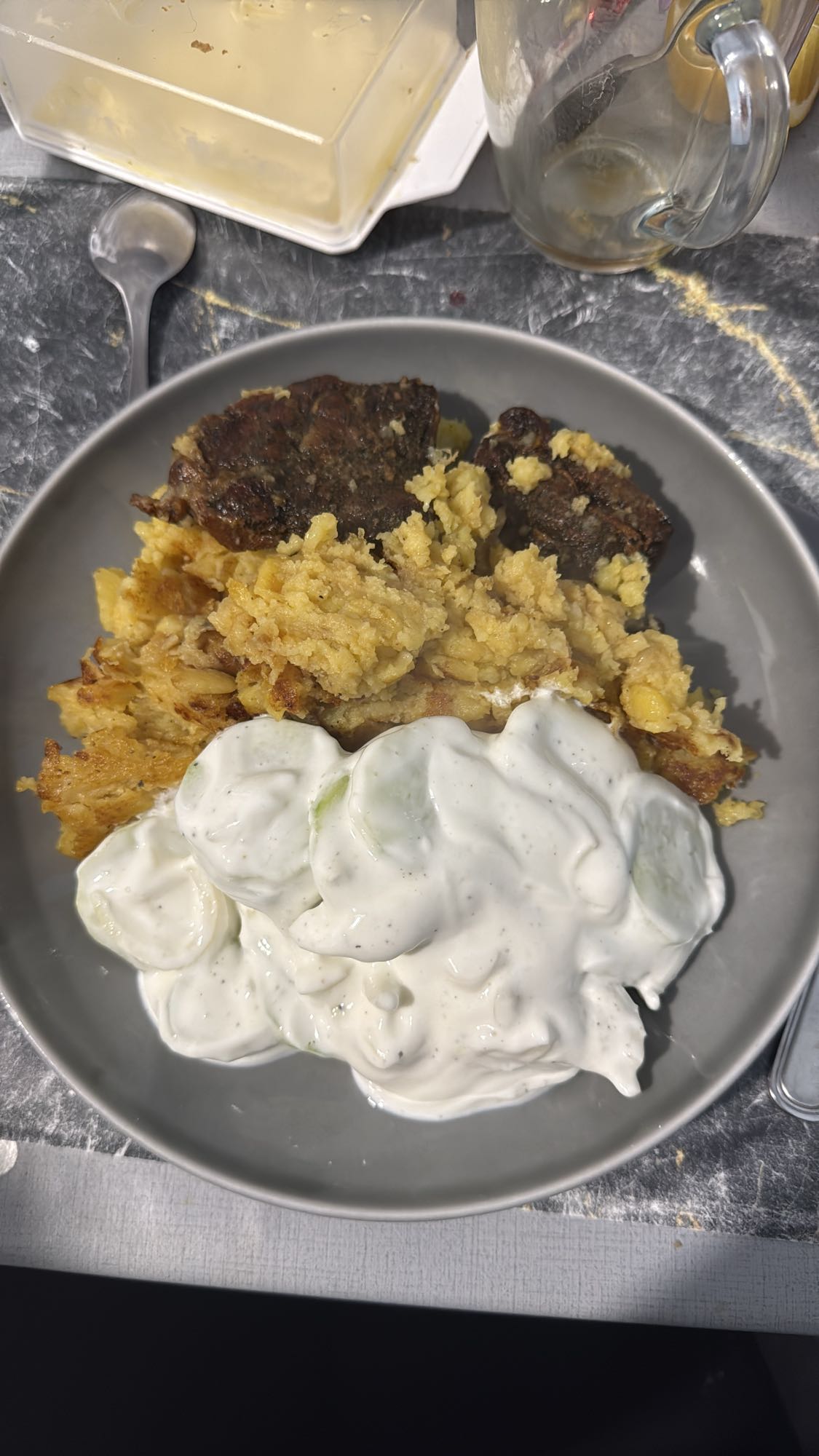 Kotlet z ziemniakami