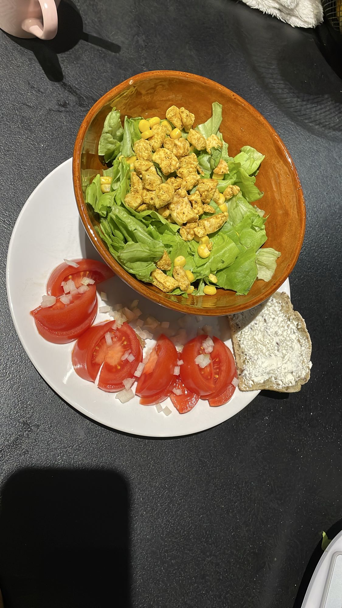 Sałatka z kurczakiem