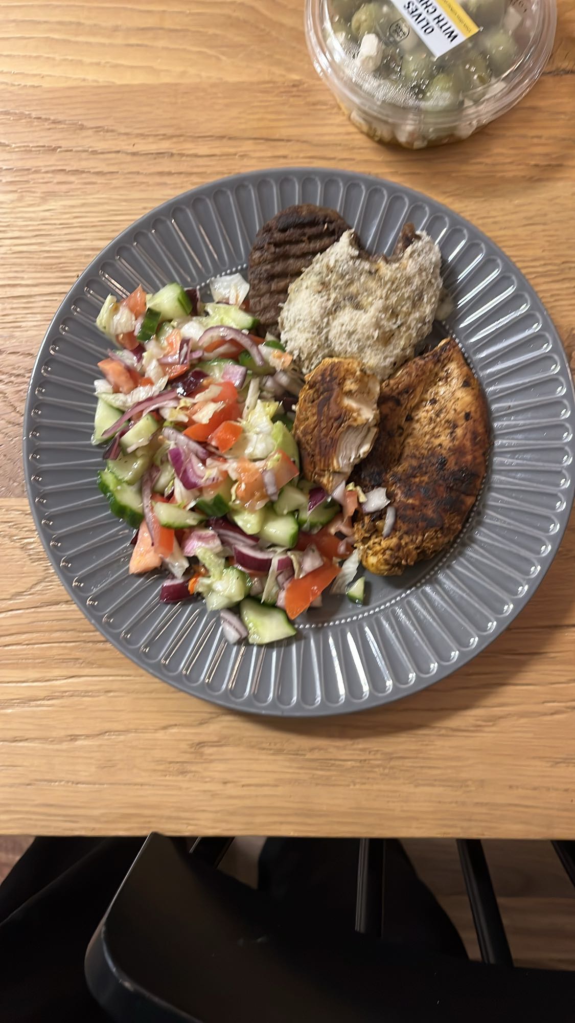 Grillad kyckling med sallad