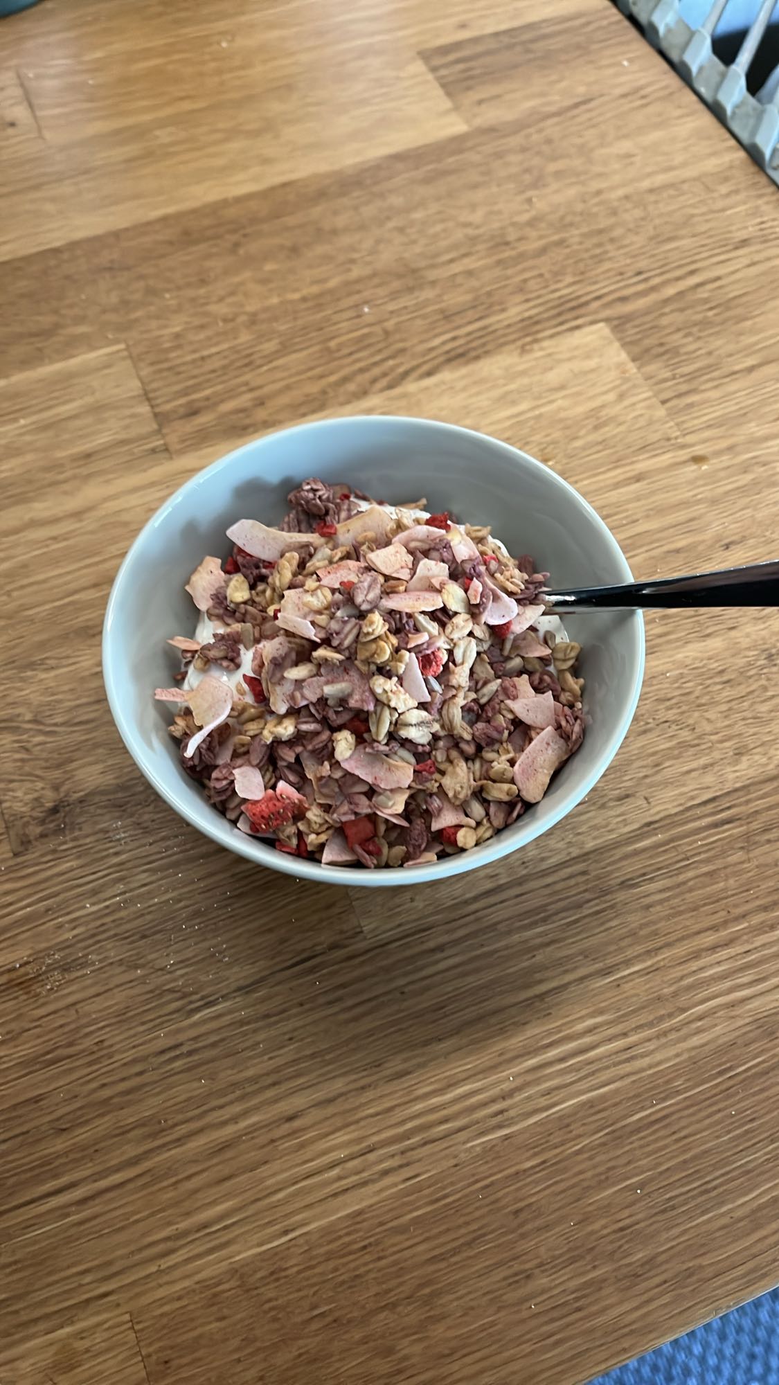 Yoghurt med müsli
