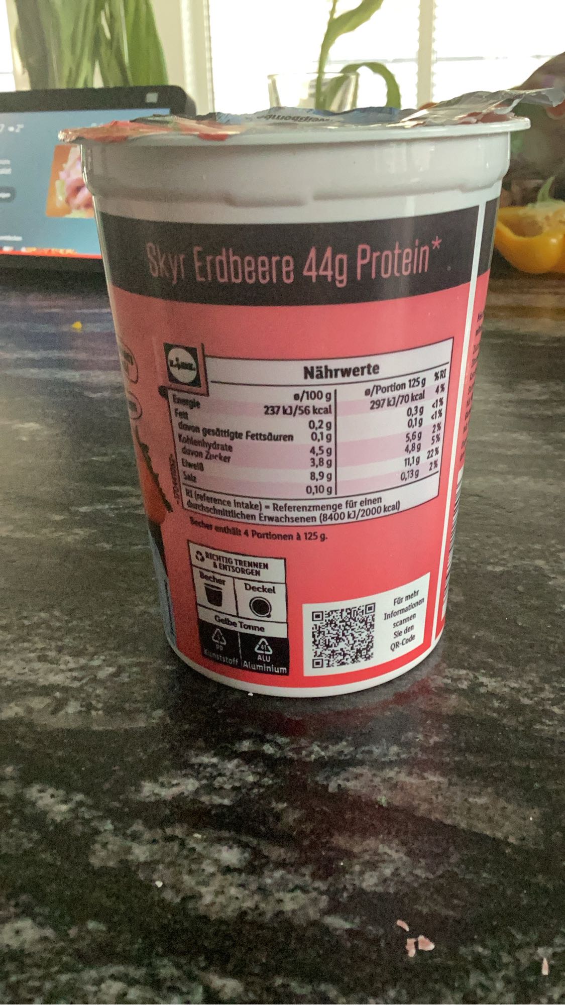 Skyr Erdbeere