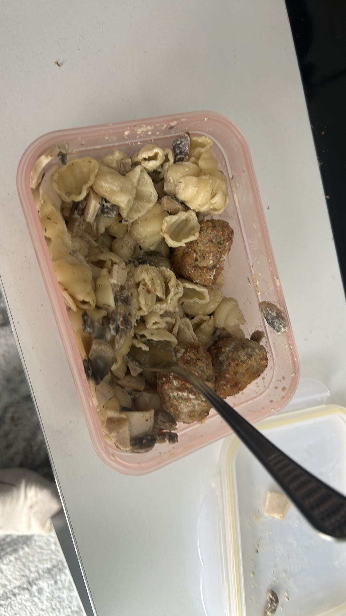 Creamy Pasta with Meatballs