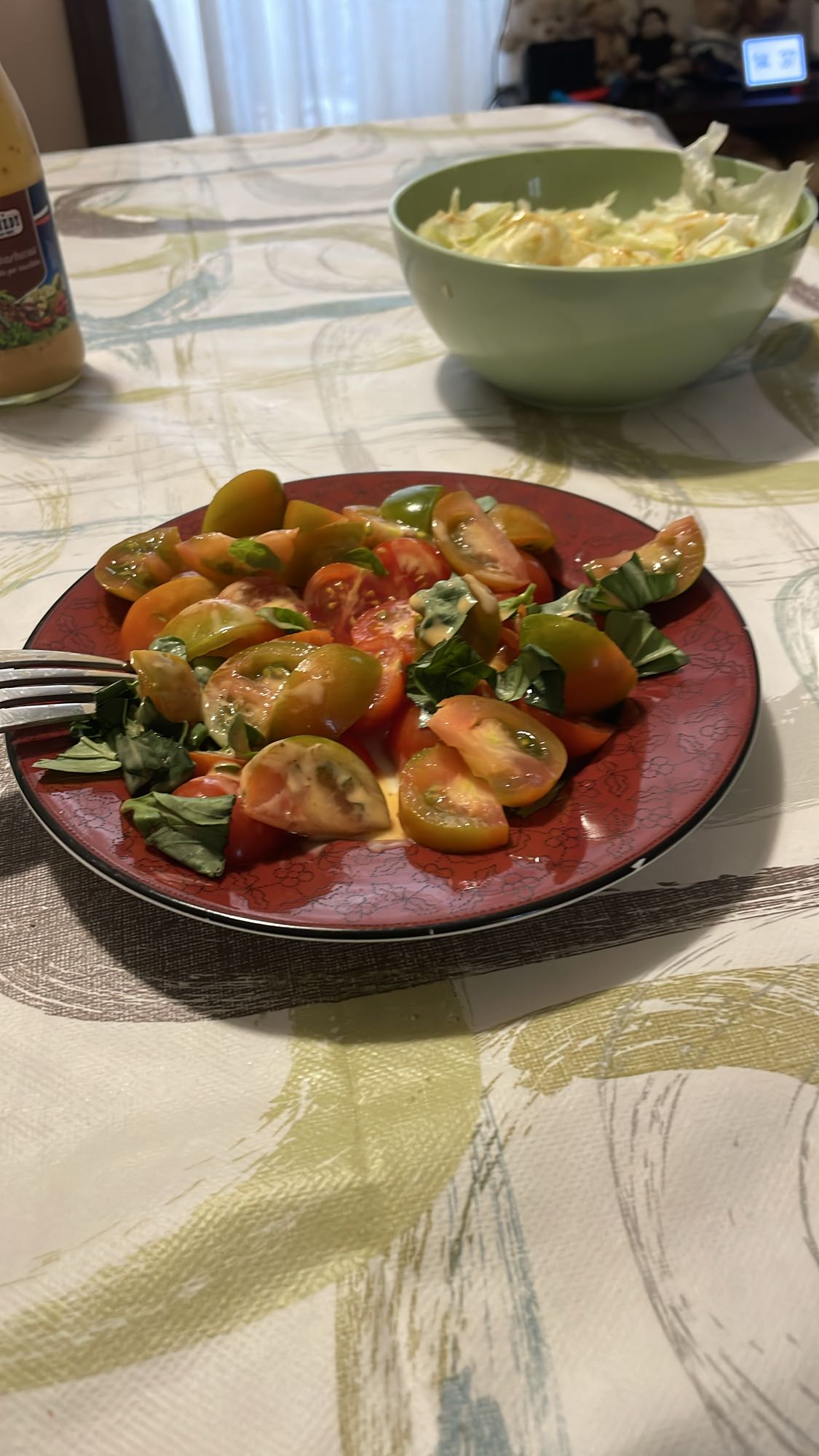 Tomato Basil Salad