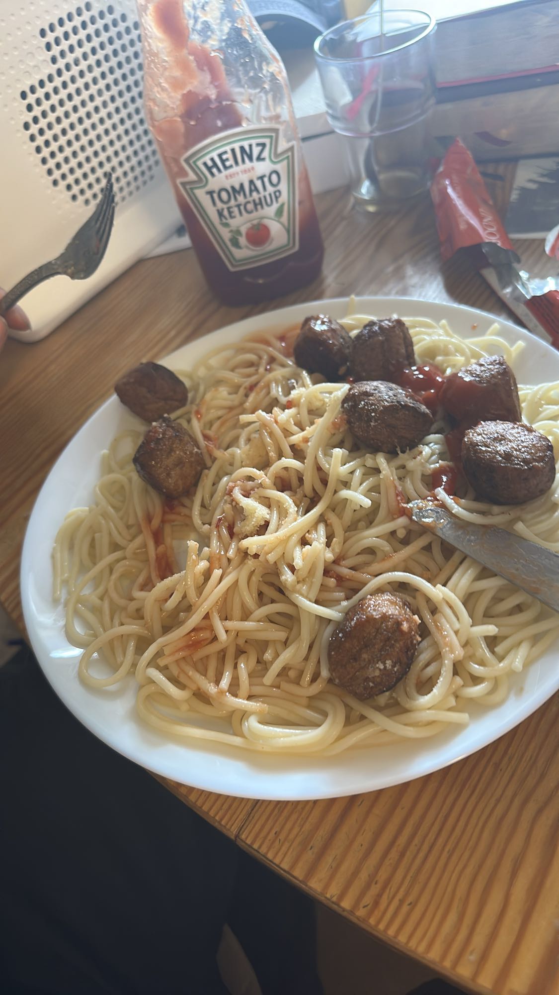 Spaghetti med köttbullar