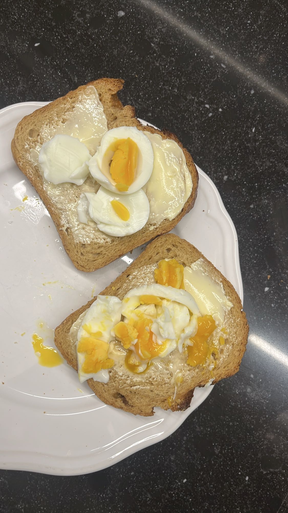 Äggsmörgås med smör