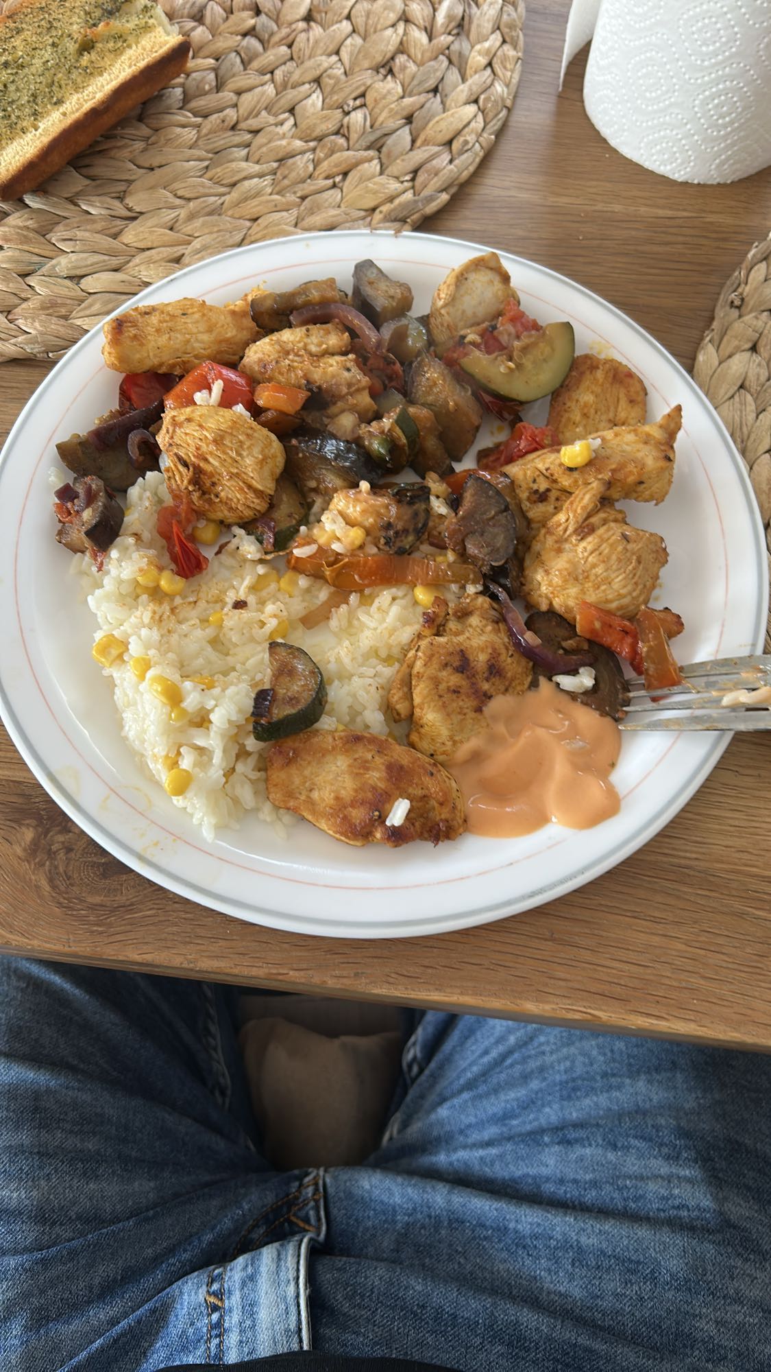 Pui cu orez și legume