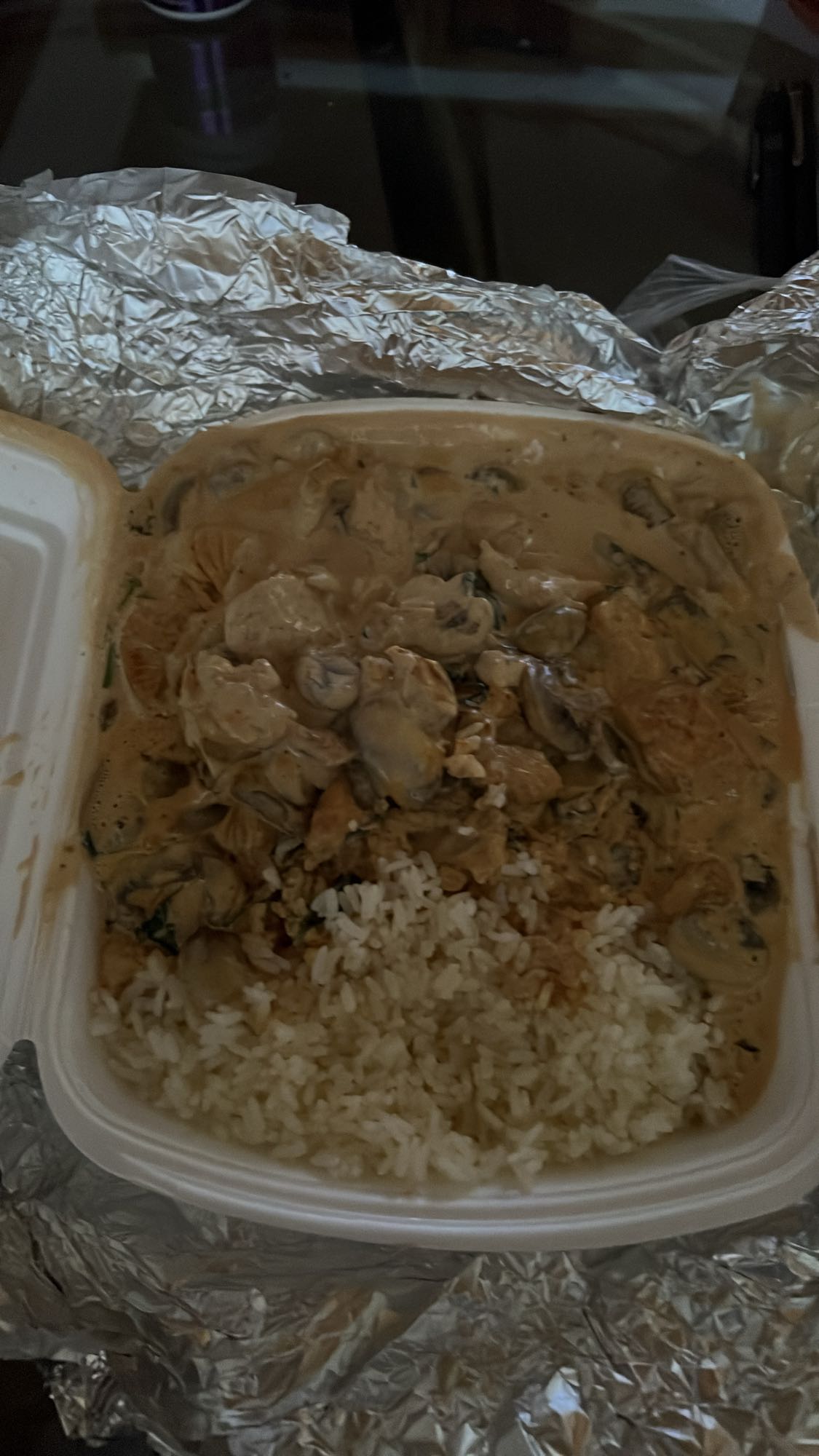 Hähnchen mit Pilzsoße