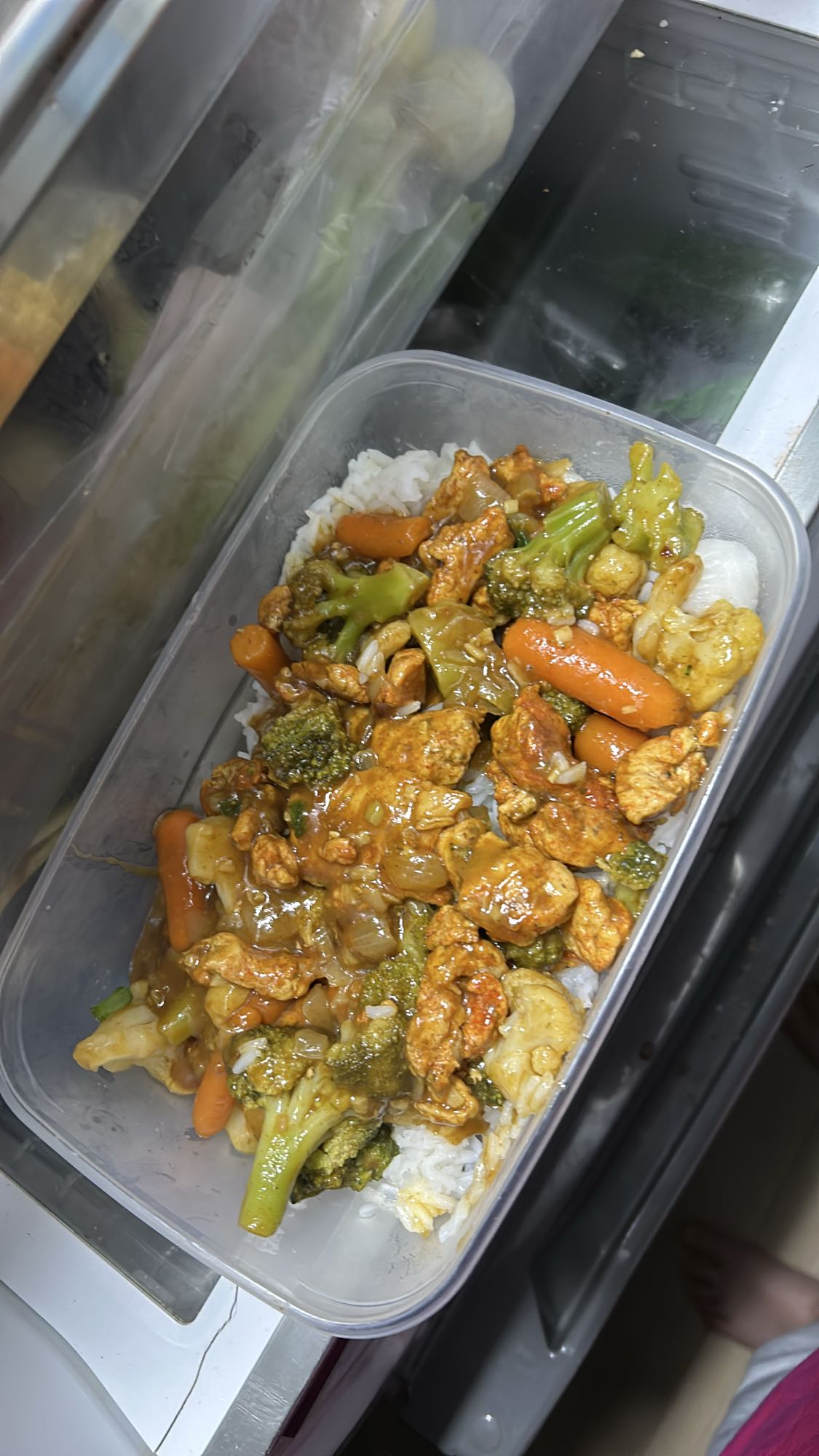 Kurczak z warzywami i ryżem