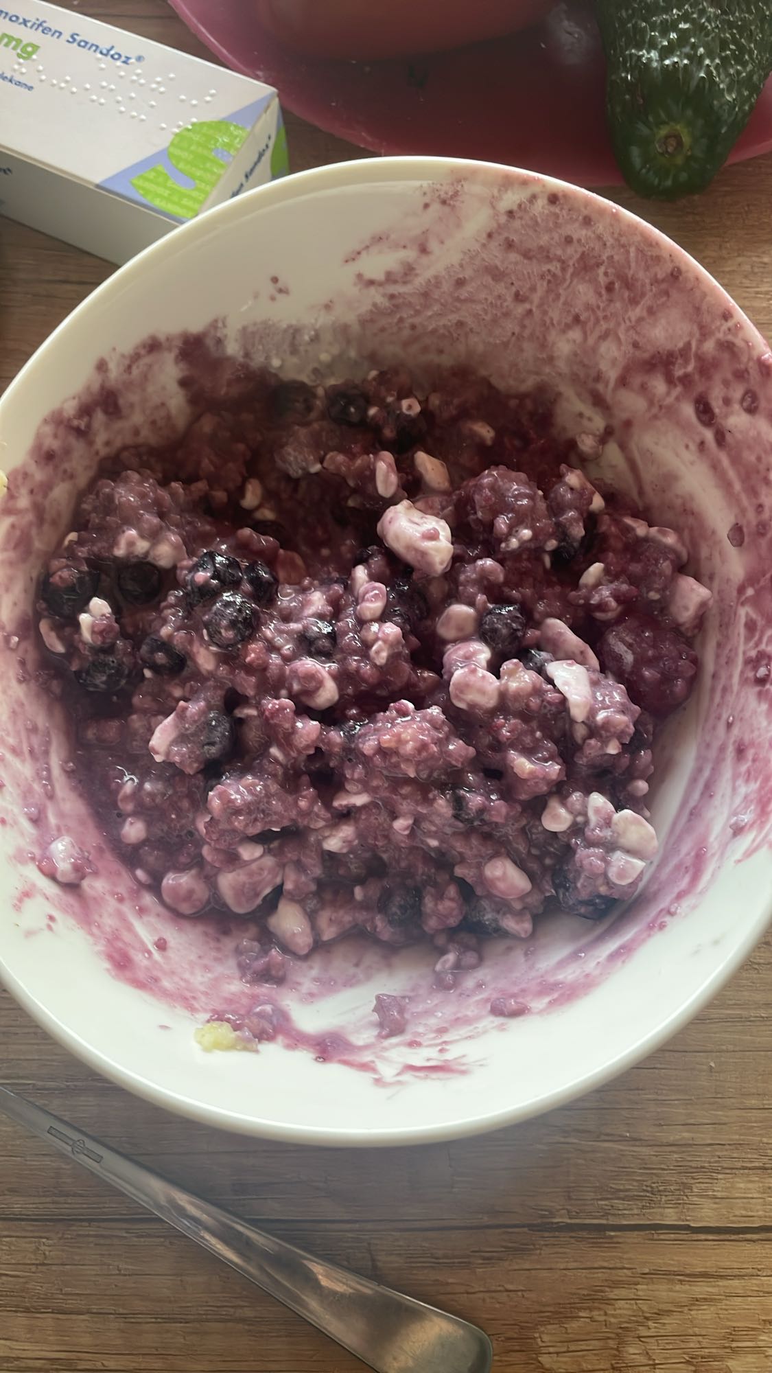 twaróg z owocami leśnymi