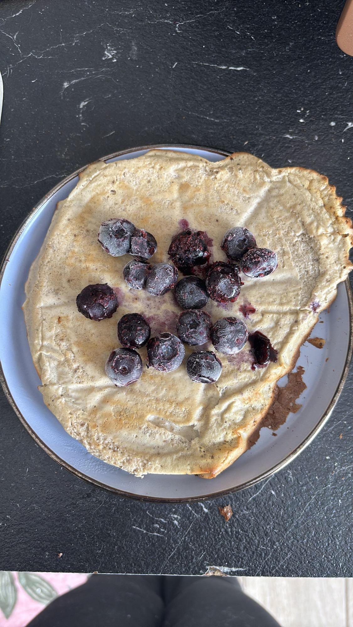 Naleśnik z jagodami