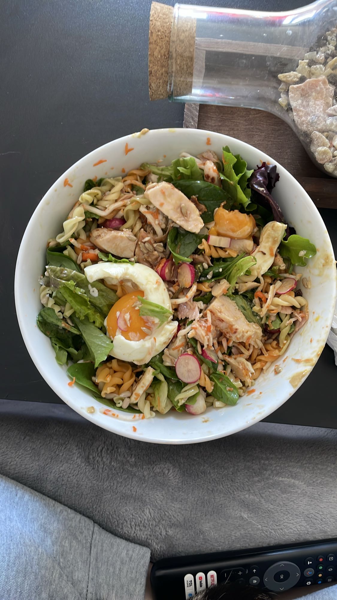 Salade poulet œuf pâtes
