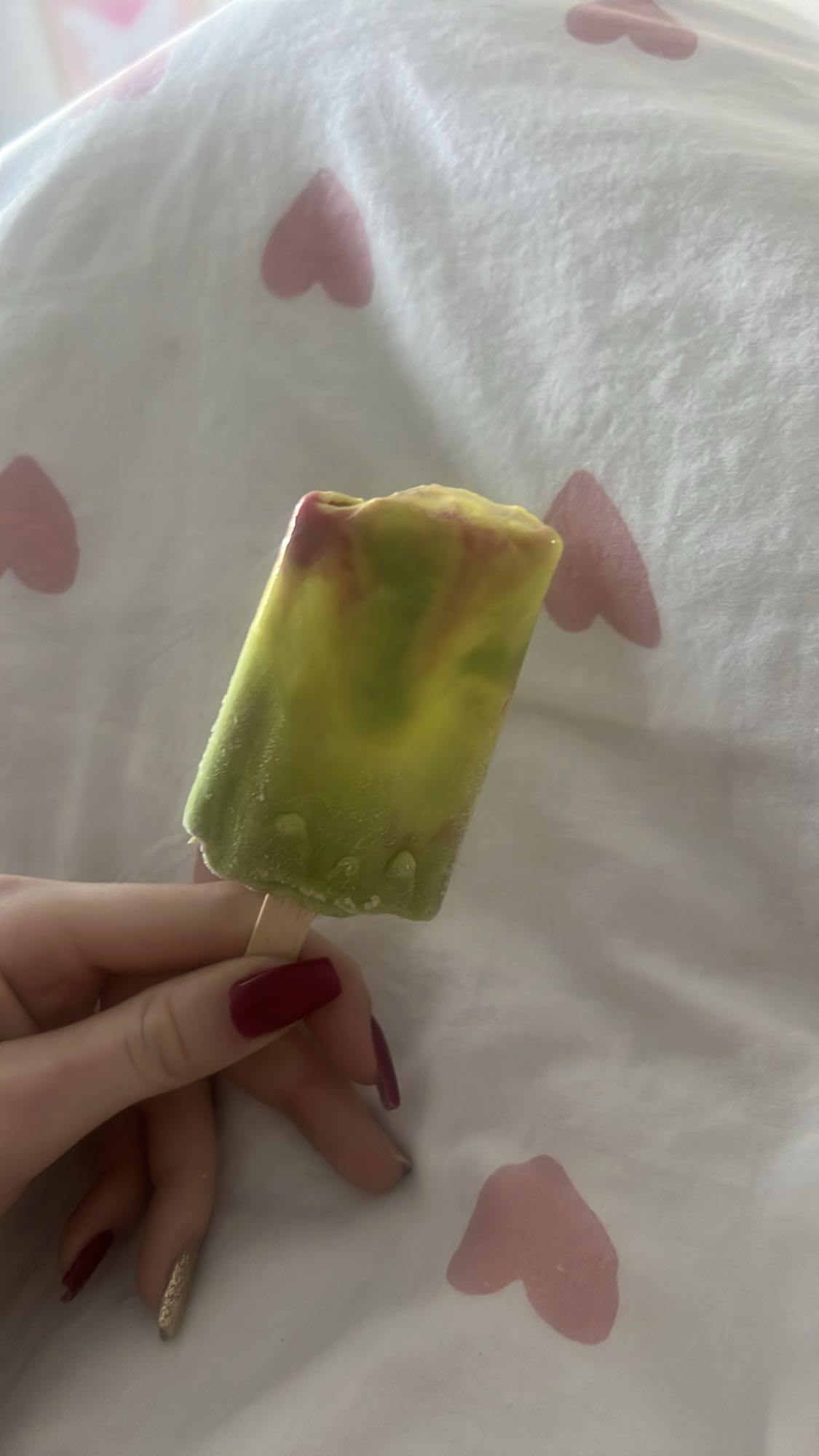 Lodowy owocowy patyk