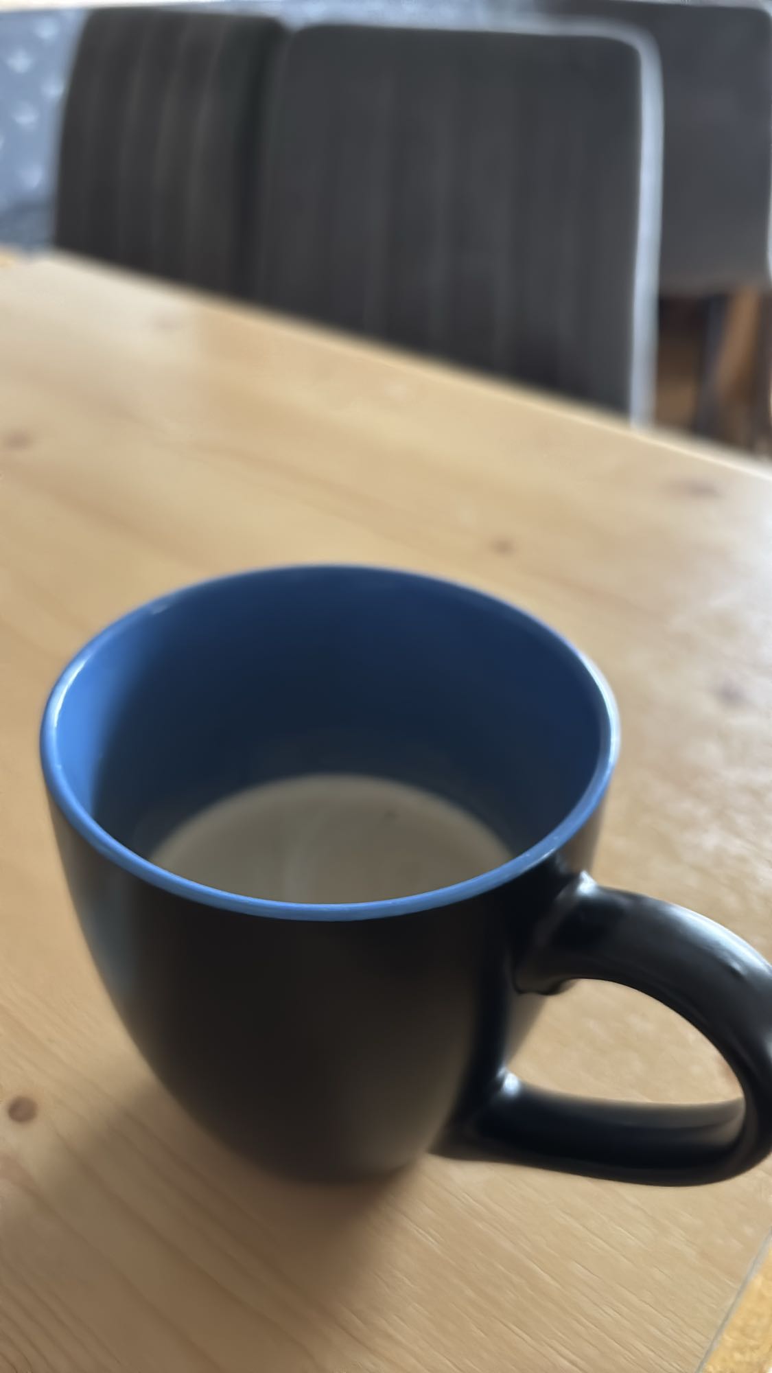 Tasse Kaffee mit Milch